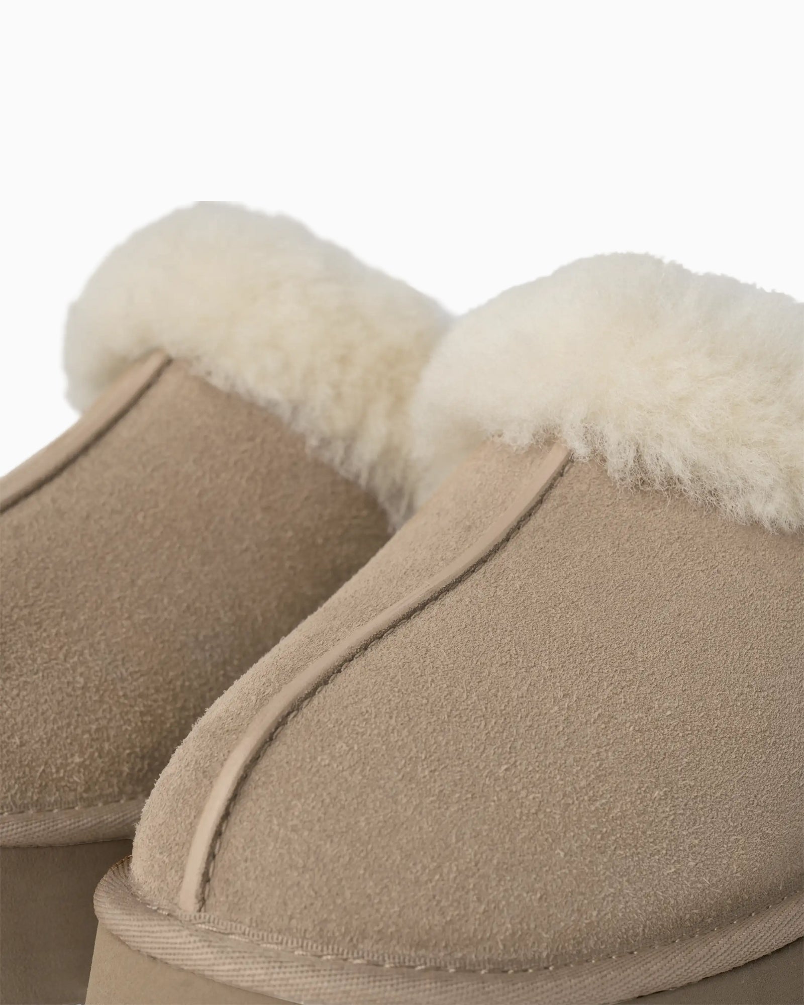 Ugg Slipper 1122550-SAN