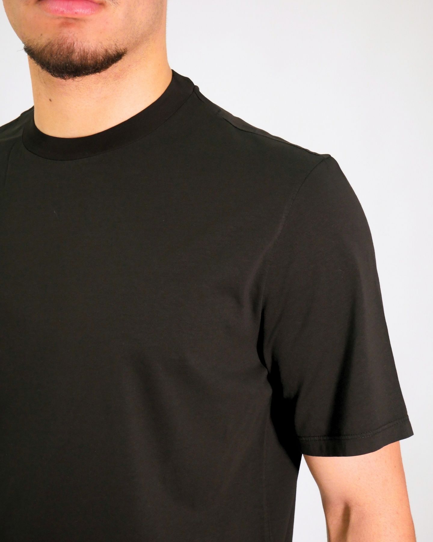 Chiodi Milano T-Shirt SS24-0089 - SanShopLuxury - 2024, Abbigliamento, Bianco, Blu, Chiodi Milano, Idoneo, L, M, Menta, Nero, Non definito, Outlet, Primavera/Estate, Rosa, S, SS24, T-Shirt, Uomo, Verde, Verde Ottanio, XL, XXL, XXXL, XXXXL