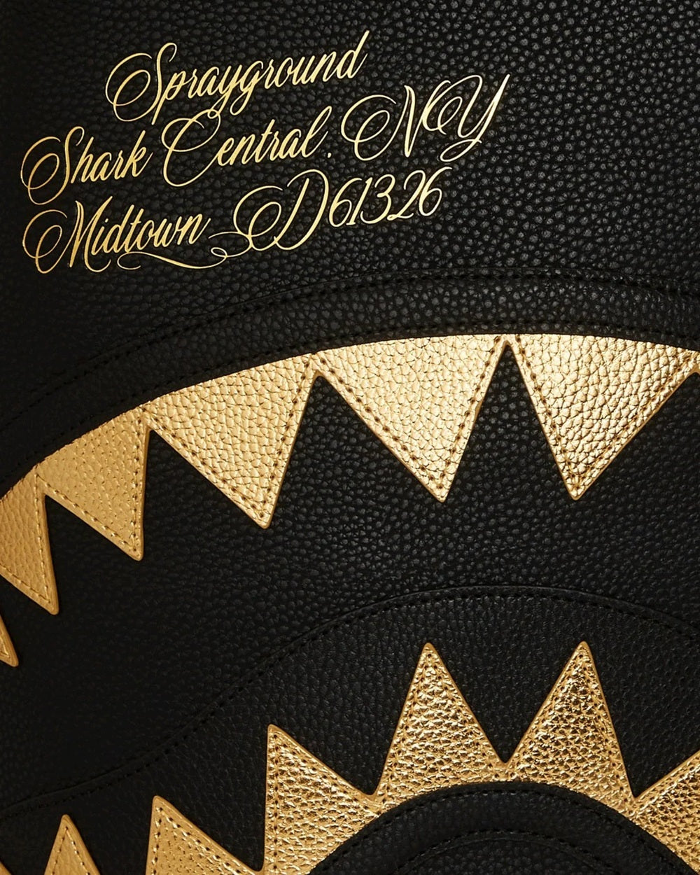 Sprayground Zaino 910B7166NSZ - SanShopLuxury - 2025, Accessori, Autunno/Inverno, Continuativo, Donna, FW25, Nero-Oro, New, Primavera/Estate, Sprayground, Stellato, Unica, UNISEX, Uomo, Valigeria, Zaino