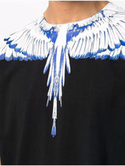 Marcelo Burlon T-Shirt CMAA018C99JER001 - SanShopLuxury - Abbigliamento, Autunno/Inverno, Bianco, Bianco-Nero, Carry Over, Continuativo, Idoneo, Khaki, L, M, Marcelo Burlon, Nero, Nero-Blu, New, Primavera/Estate, S, T-Shirt, Uomo, Verde, XL, XXL