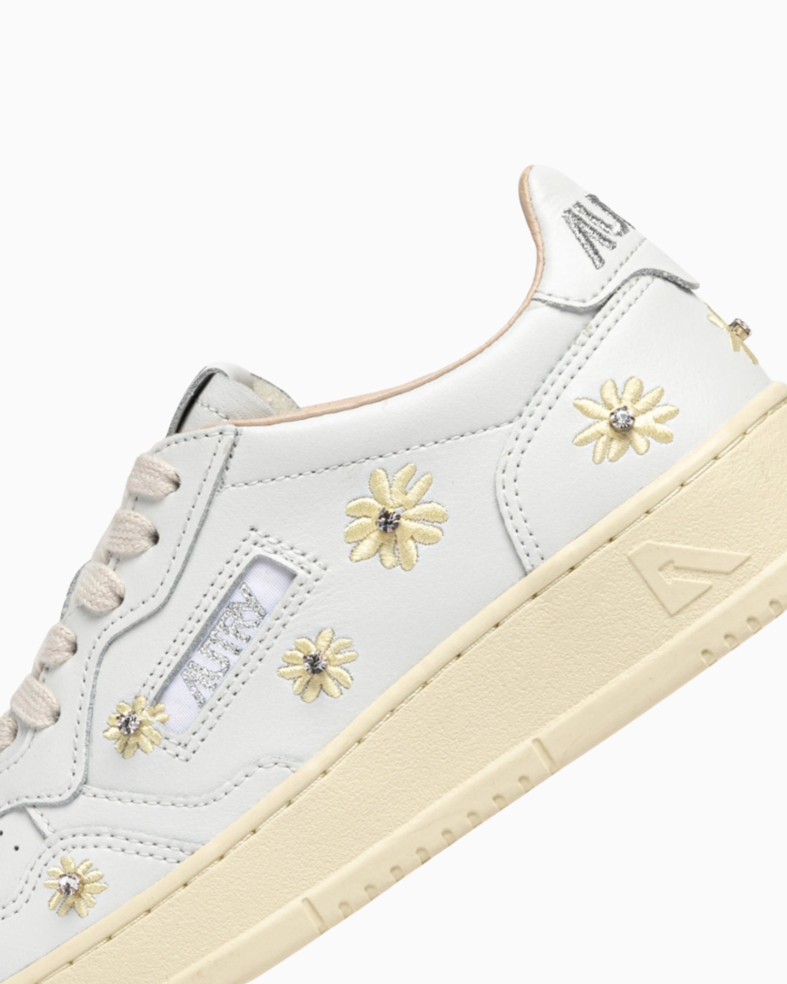 Autry Sneakers AULW/WE01