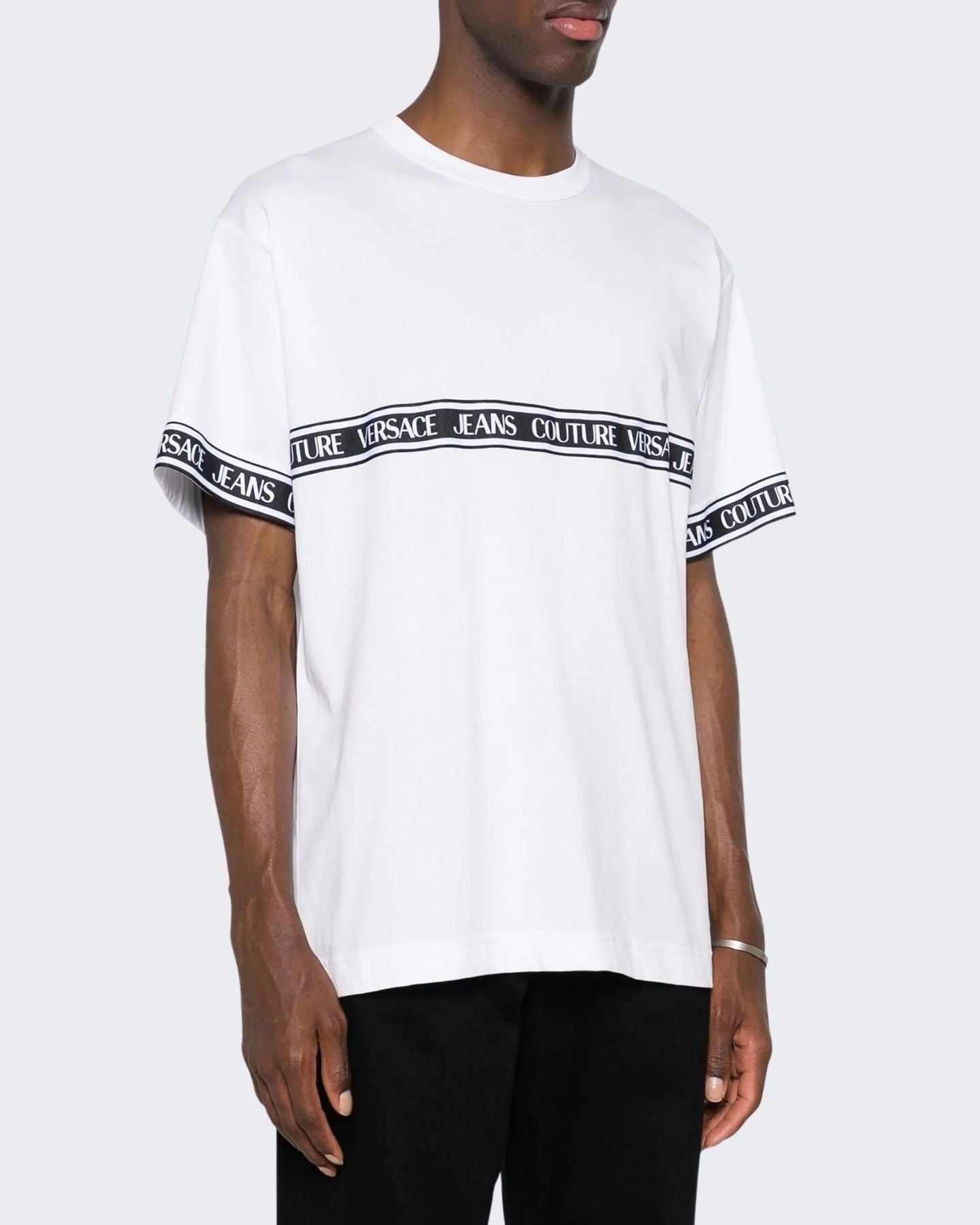 Versace Jeans Couture T-Shirt 76GAHC06/CJ01C003 - SanShopLuxury - 2024, Abbigliamento, Bianco, Idoneo, L, M, Outlet, Primavera/Estate, SS24, T-Shirt, Uomo, Versace Jeans Couture, XL, XXL