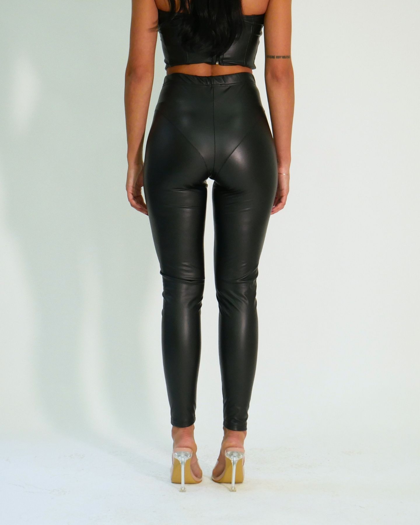 District Margherita Mazzei Leggings ED42 0407 - SanShopLuxury - 2024, 40, 42, 44, 46, 48, Abbigliamento, Autunno/Inverno, District Margherita Mazzei, Donna, FW24, Idoneo, Leggings, Nero, Outlet