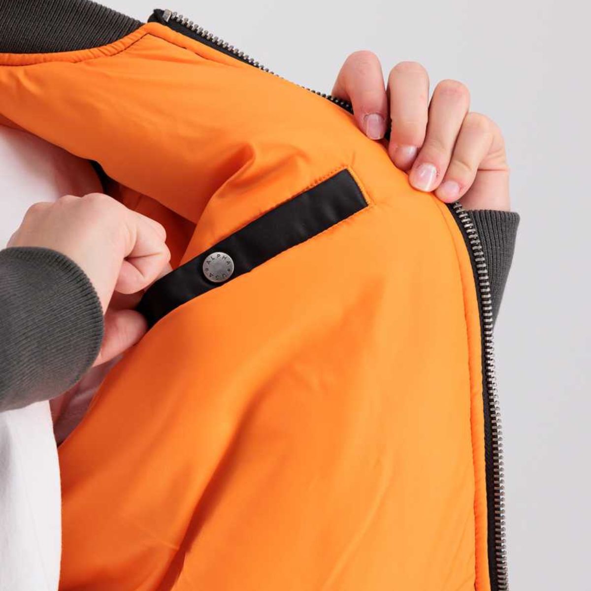 Alpha Industries Giubbino 108008 - SanShopLuxury - 2023, Abbigliamento, Alpha Industries, Autunno/Inverno, Beige, Carry Over, Donna, Giubbino, Idoneo, L, M, Nero, S, XL