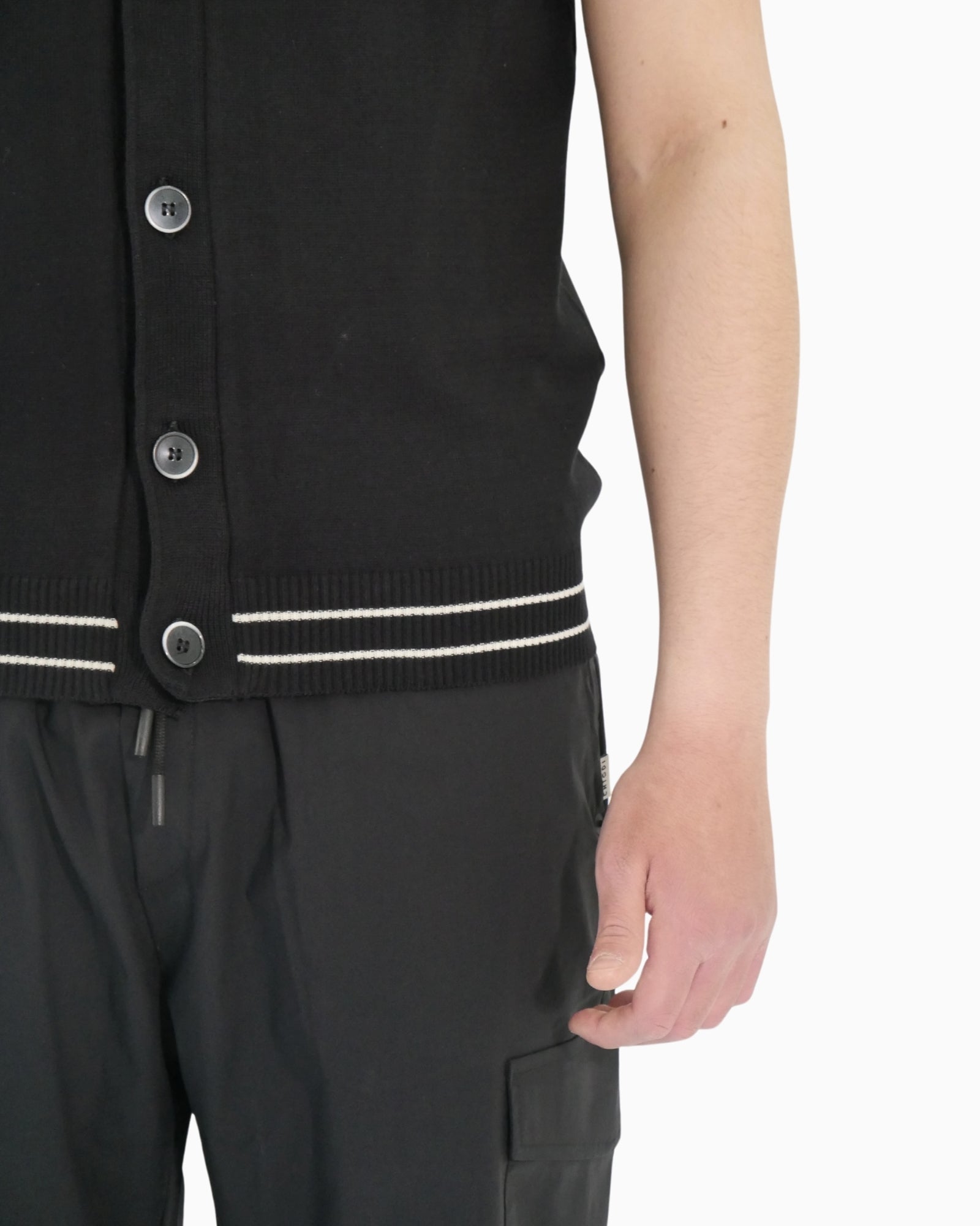 Chiodi Milano Cardigan SS25-013-N - SanShopLuxury - 2025, Abbigliamento, Cardigan, Chiodi Milano, Idoneo, L, M, Nero, New, Primavera/Estate, S, SS25, Uomo, XL, XXL