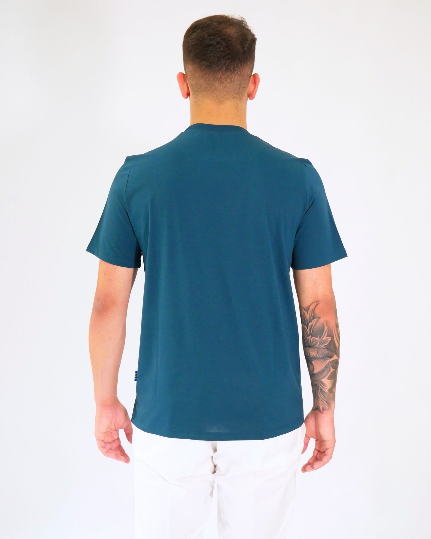 Chiodi Milano T-Shirt SS24-0089 - SanShopLuxury - 2024, Abbigliamento, Bianco, Blu, Chiodi Milano, Idoneo, L, M, Menta, Nero, Non definito, Outlet, Primavera/Estate, Rosa, S, SS24, T-Shirt, Uomo, Verde, Verde Ottanio, XL, XXL, XXXL, XXXXL
