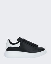 Alexander Mcqueen Sneakers 553680 WHGP5 1070 - SanShopLuxury - 40, 40.5, 41, 41.5, 42, 42.5, 43, 43.5, Alexander Mcqueen, Autunno/Inverno, Calzature, Carry Over, Continuativo, Nero, Nero-Bianco, New, Primavera/Estate, Sneakers, Stellato, Uomo