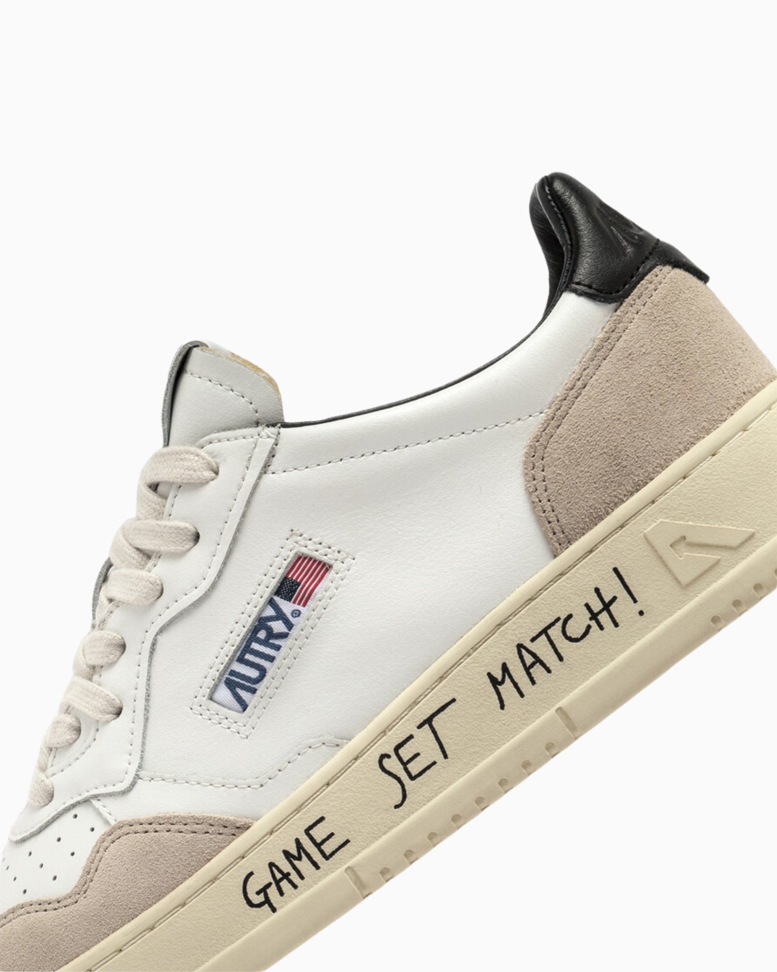 Autry Sneakers AULM/MA04