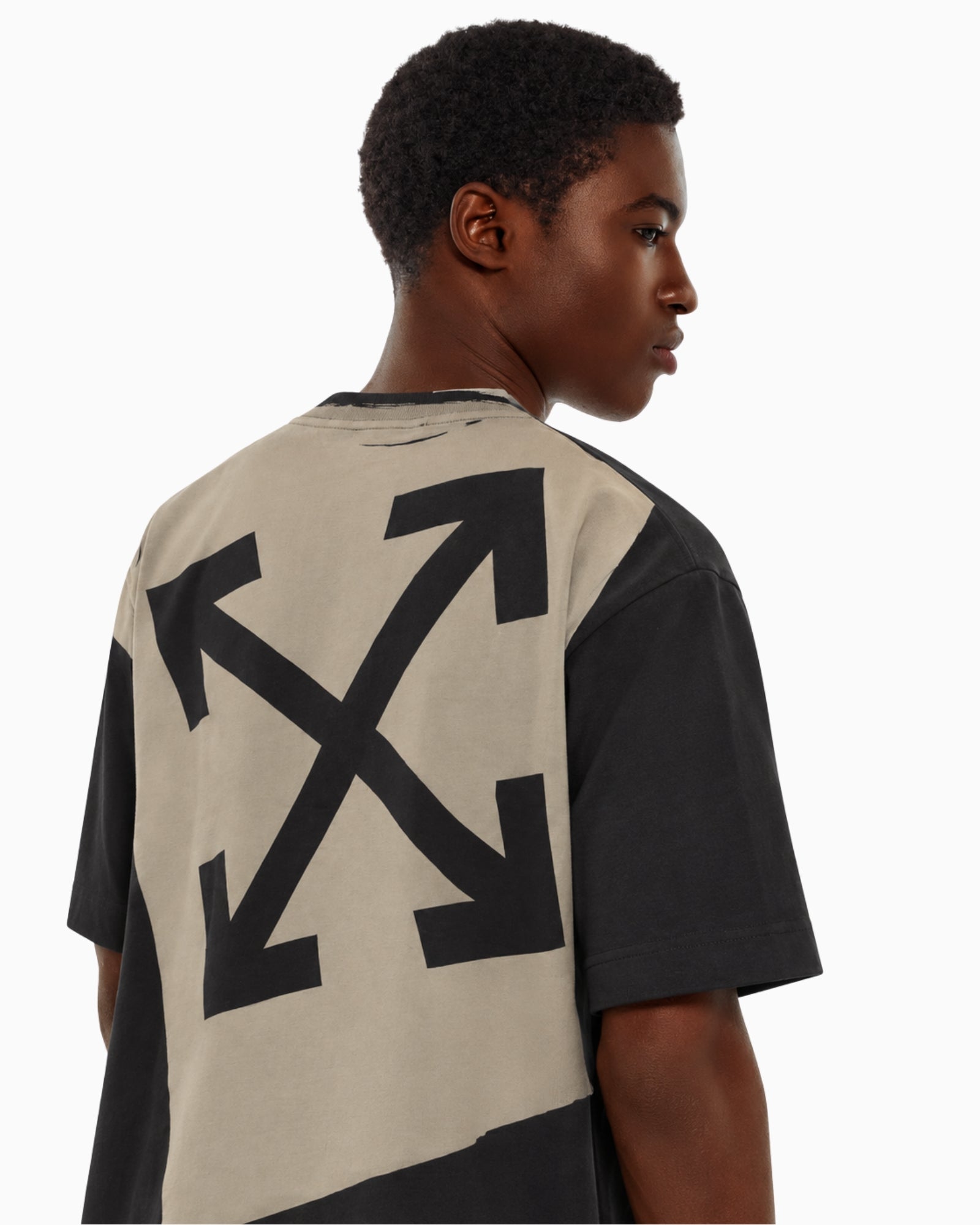 Off-White T-Shirt OMAA120F26JER01C001