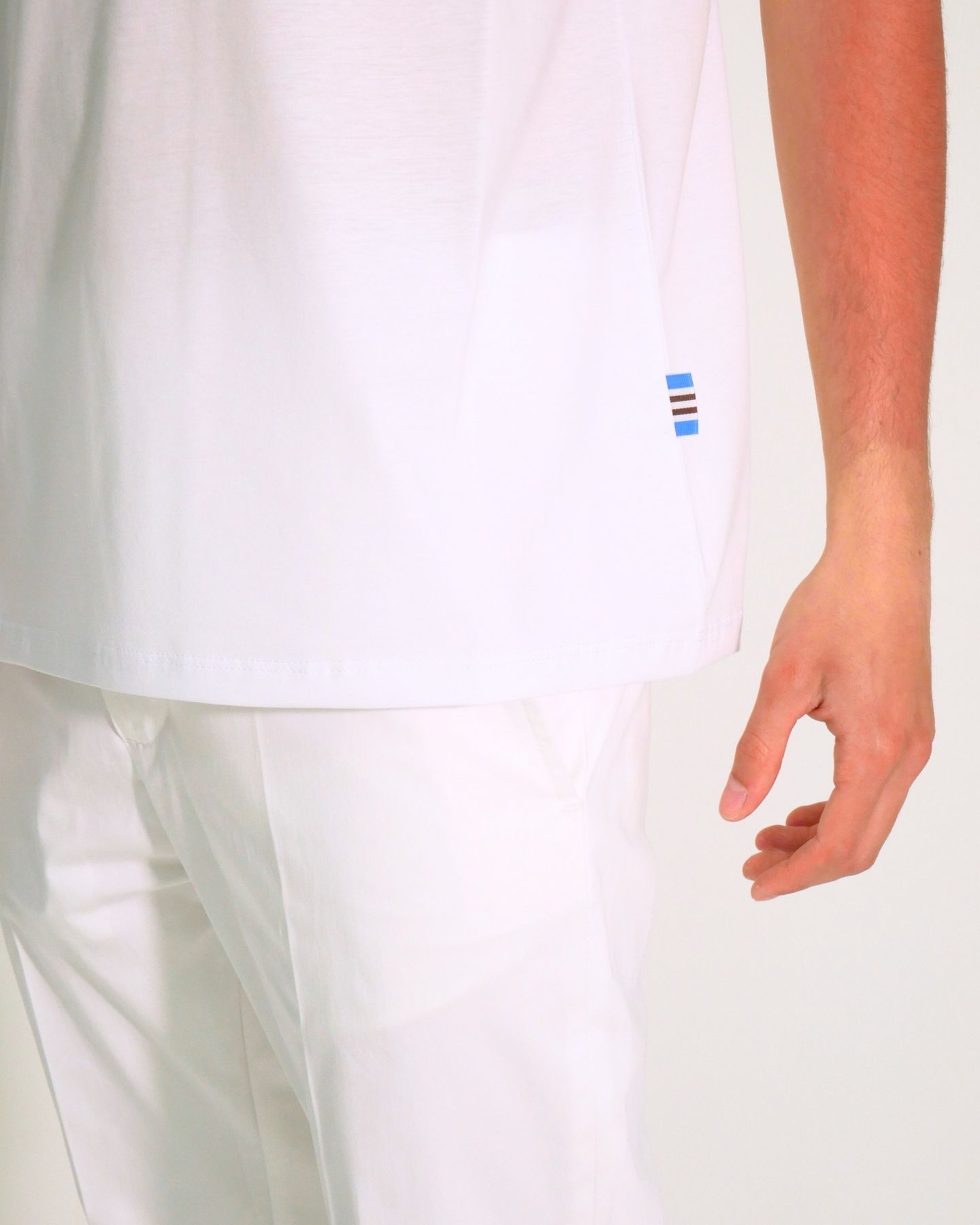 Chiodi Milano T-Shirt 0276-B - SanShopLuxury - 2024, Abbigliamento, Bianco, Chiodi Milano, Idoneo, L, M, Outlet, Primavera/Estate, S, SS24, T-Shirt, Ultimo, Uomo, XL, XXL, XXXL, XXXXL