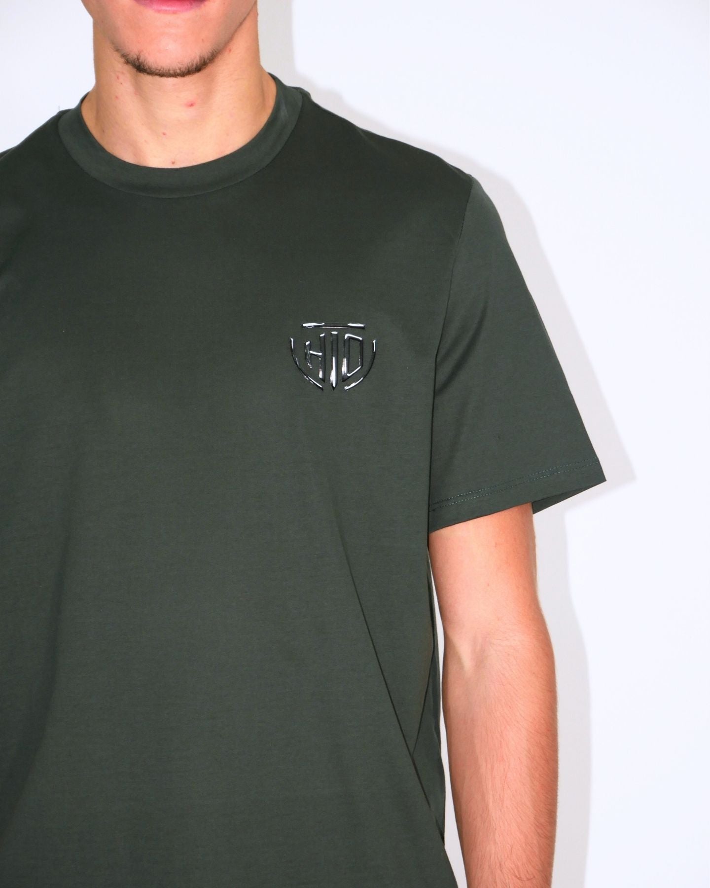 Chiodi Milano T-Shirt 0298-V - SanShopLuxury - 2024, Abbigliamento, Autunno/Inverno, Chiodi Milano, Continuativo, FW24, Idoneo, L, M, Manica lunga, Outlet, Primavera/Estate, S, T-Shirt, Uomo, Verde, XL, XXL, XXXL, XXXXL