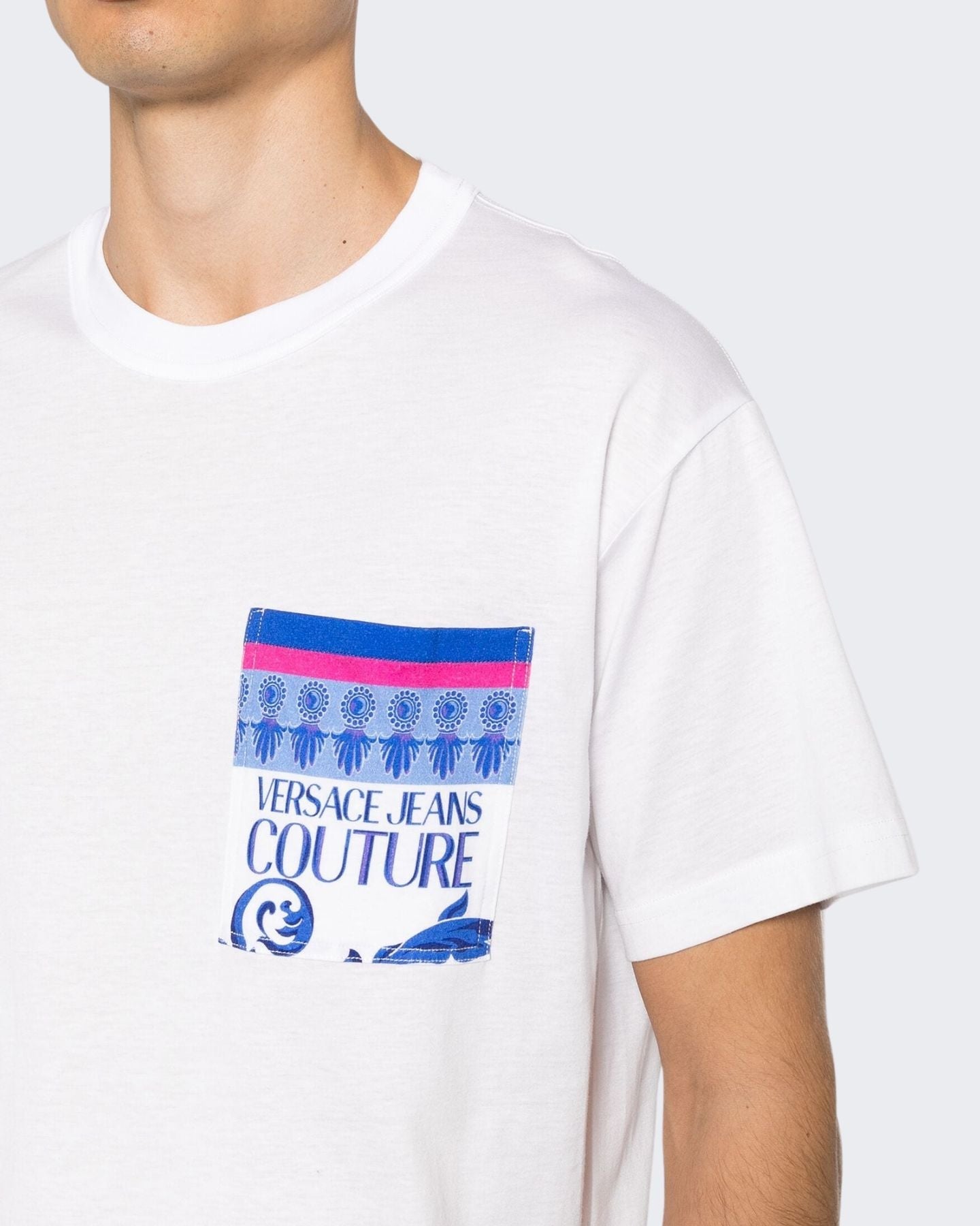 Versace Jeans Couture T-Shirt 76GAH6RB/JS334003 - SanShopLuxury - 2024, Abbigliamento, Bianco-Blu, Idoneo, L, M, Outlet, Primavera/Estate, SS24, T-Shirt, Uomo, Versace Jeans Couture, XL