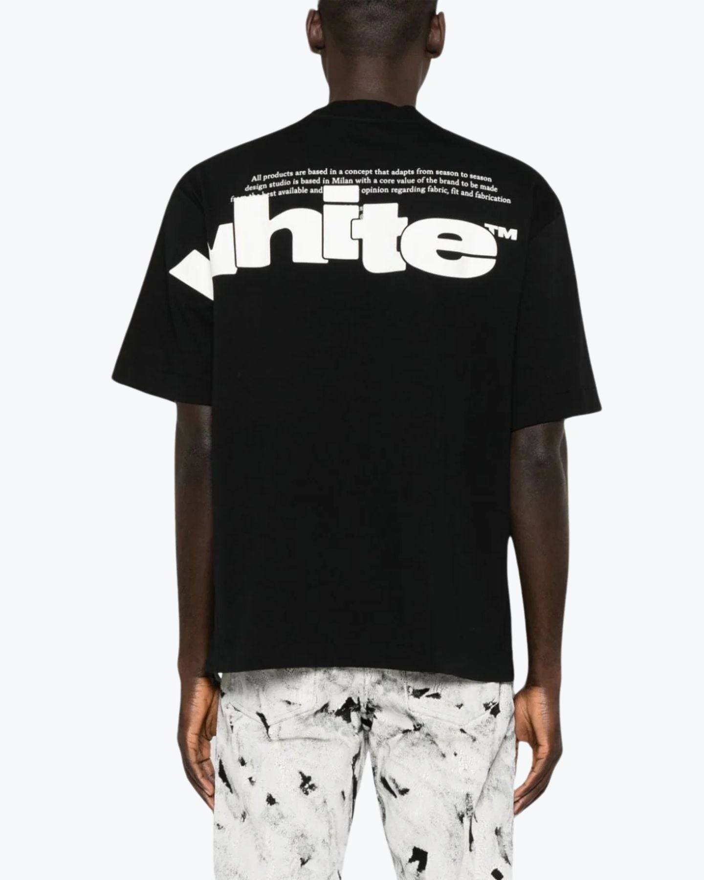 Off-White T-Shirt OMAA120F24JER00G-1001 - SanShopLuxury - 2024, Abbigliamento, Autunno/Inverno, Continuativo, FW24, Idoneo, L, M, Nero, Off-White, Outlet, Primavera/Estate, S, T-Shirt, Uomo, XL