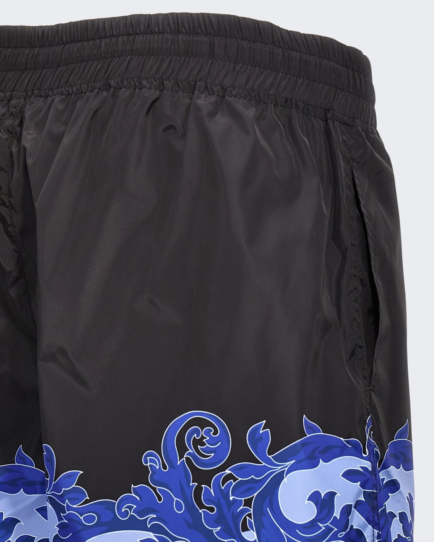 Versace Jeans Couture Costume 76GAD116/CQS87205 - SanShopLuxury - 2024, 46, 48, 50, 52, Abbigliamento, Beachwear, Costume, Idoneo, Nero-Blu, Outlet, Pantaloncino, Primavera/Estate, SS24, Uomo, Versace Jeans Couture