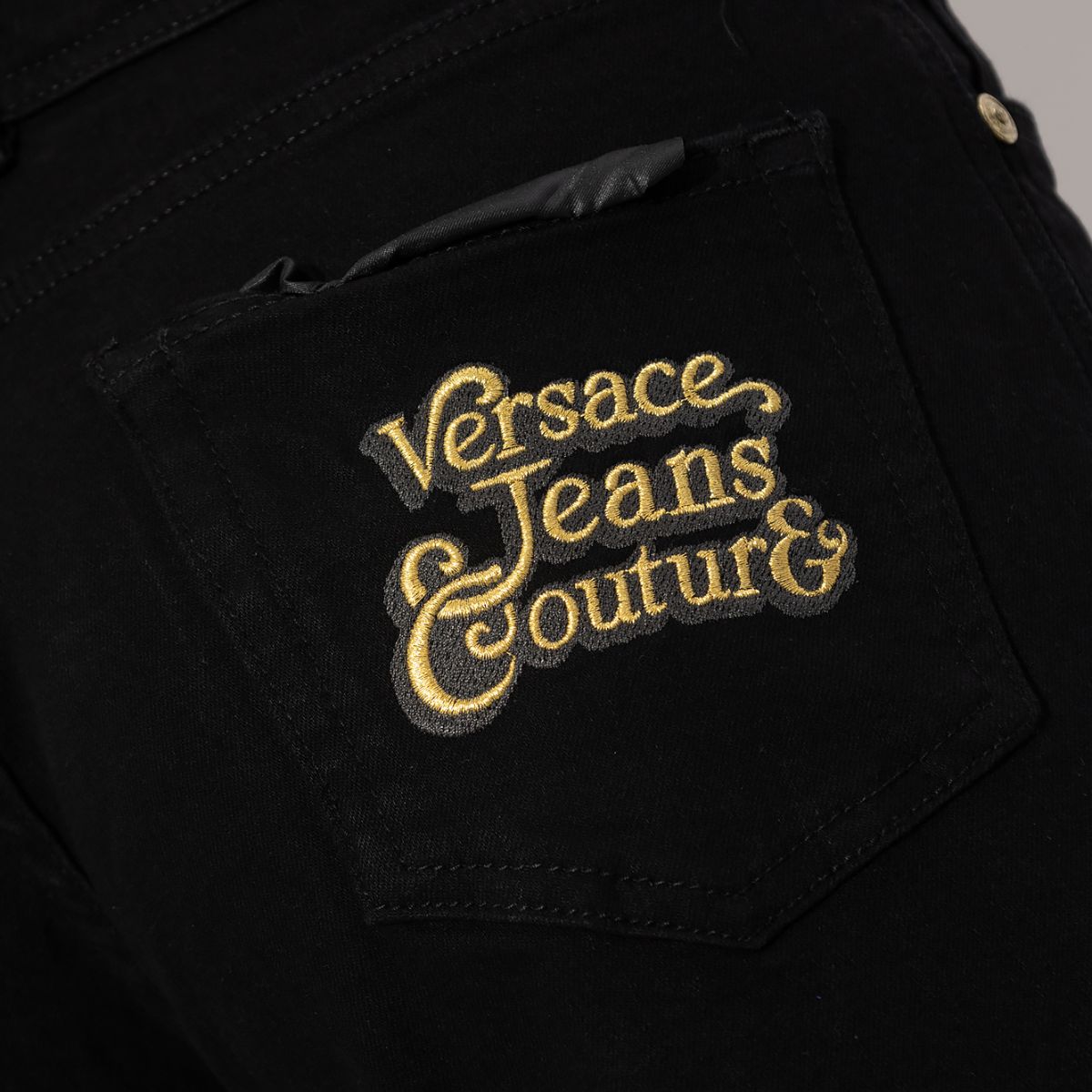 Versace Jeans Couture Jeans 75HAB561 CDW00 - SanShopLuxury - 2023, 38, 40, 42, A Zampa, Abbigliamento, Autunno/Inverno, Donna, FW23, Jeans, Nero, Outlet, Versace Jeans Couture