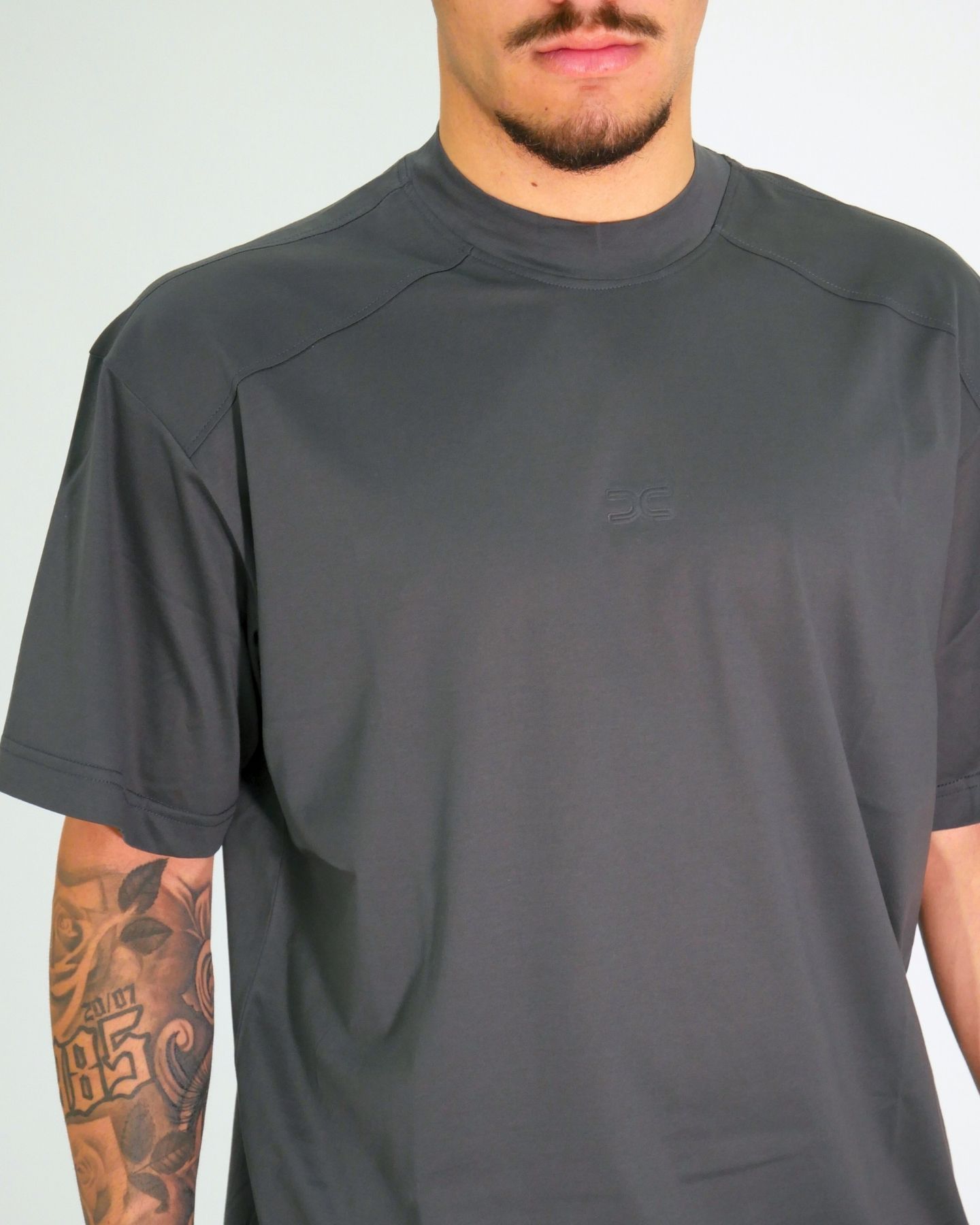 Donotconform T-Shirt TEE1010-P - SanShopLuxury - 2024, Abbigliamento, Donotconform, Grigio, Idoneo, L, M, Outlet, Primavera/Estate, S, SS24, T-Shirt, Uomo, XL