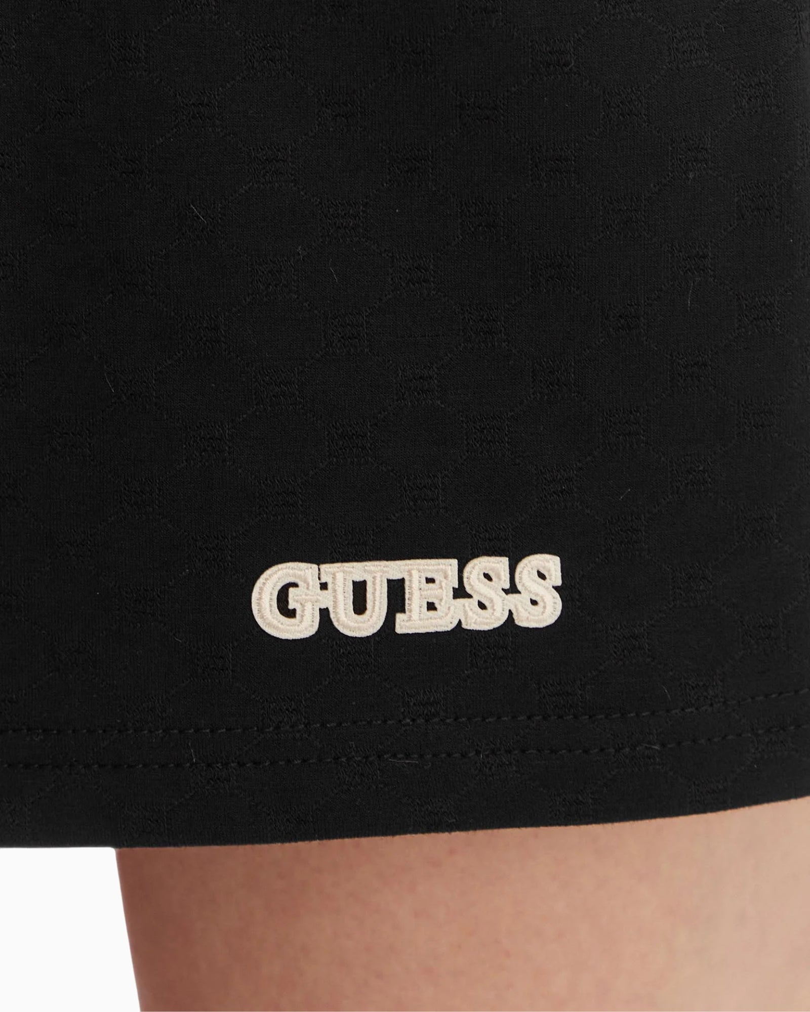 Guess Short V6GD08 K3004 JBLK