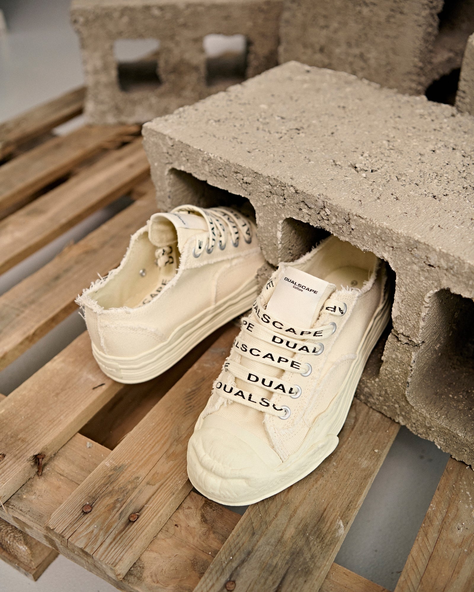 Dualscape Sneakers DC-S102-WHITE
