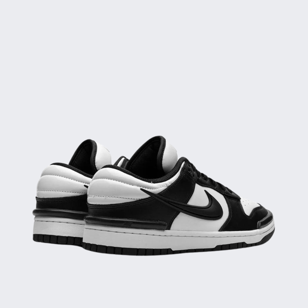 Nike Sneakers DZ2794 - SanShopLuxury - 40.5, 43, Autunno/Inverno, Calzature, Carry Over, Continuativo, Donna, Dunk Low, Nero, Nero-Bianco, New, Nike, Primavera/Estate, Sneakers, Stellato, UNISEX, Uomo