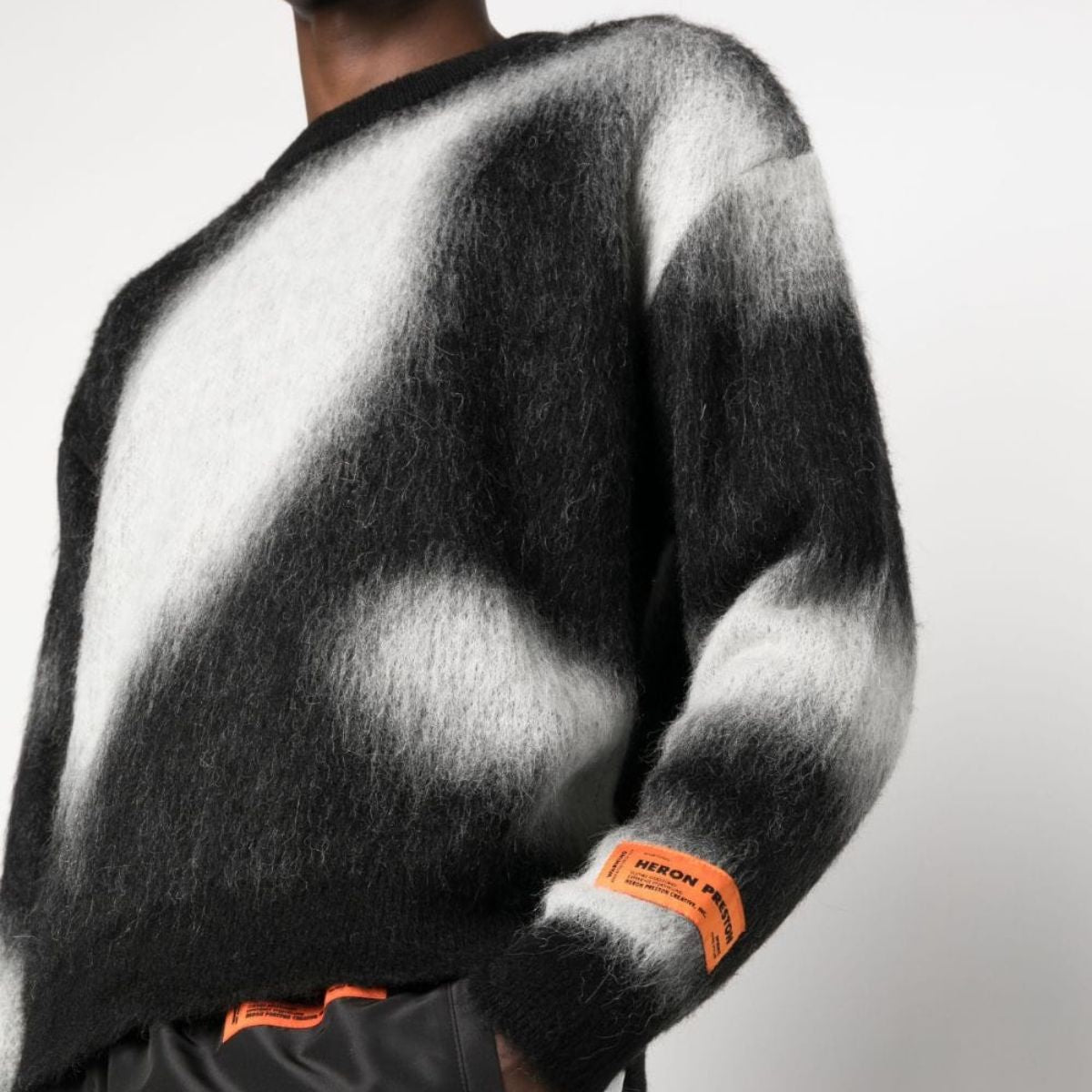 Heron Preston Maglieria HMHE013F23KNI002 - SanShopLuxury - 2023, Abbigliamento, Autunno/Inverno, FW23, Girocollo, Heron Preston, L, M, Maglieria, Nero, Outlet, S, Uomo, Verde, Verde-Bianco, XL