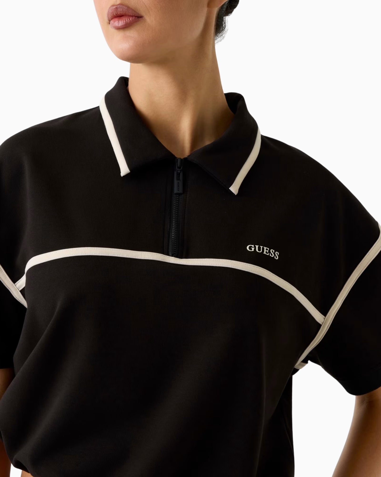 Guess T-Shirt Polo V6GP01 K2945 JBLK