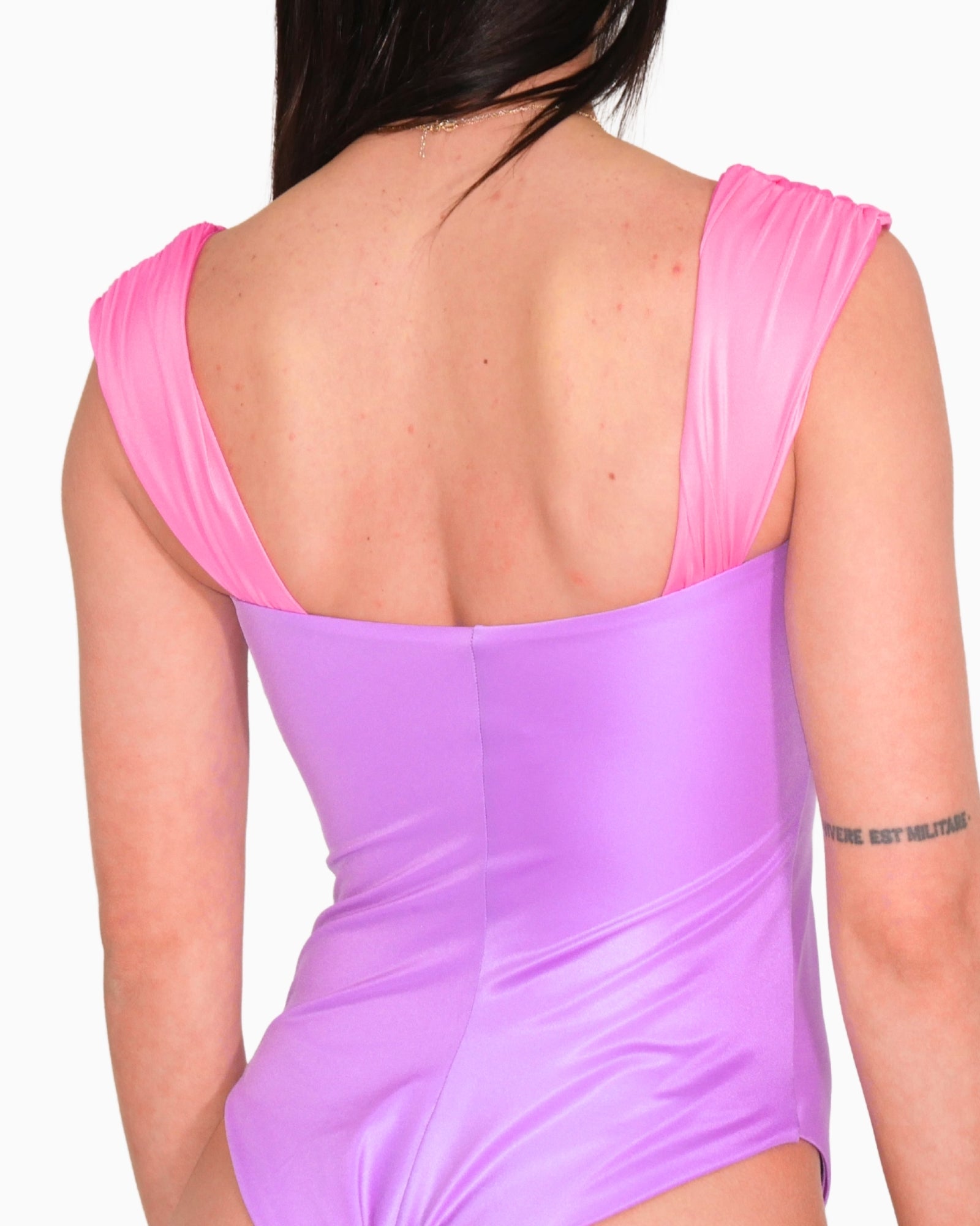 District Margherita Mazzei Costume 5GB50-0098