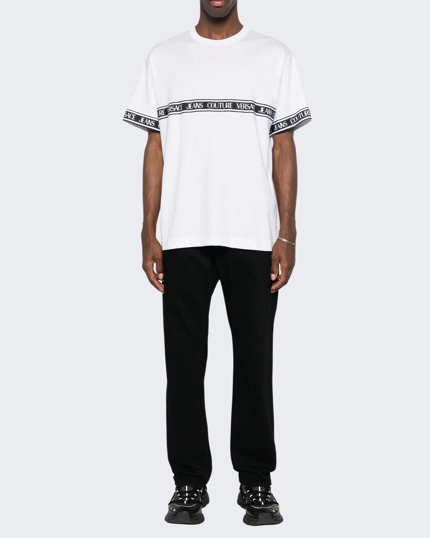 Versace Jeans Couture T-Shirt 76GAHC06/CJ01C003 - SanShopLuxury - 2024, Abbigliamento, Bianco, Idoneo, L, M, Outlet, Primavera/Estate, SS24, T-Shirt, Uomo, Versace Jeans Couture, XL, XXL