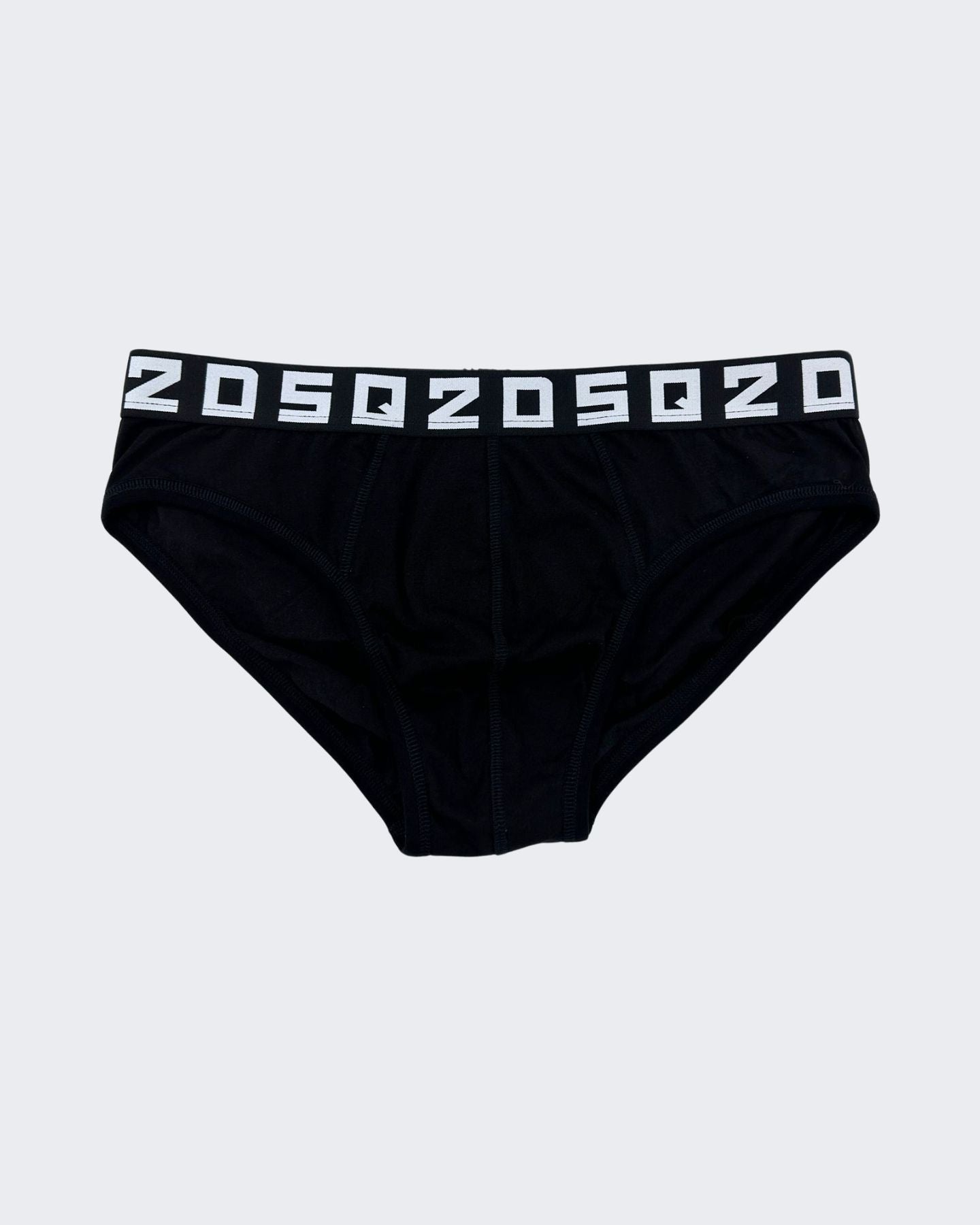ZeJcDxBC1aeeFnp32.jpg