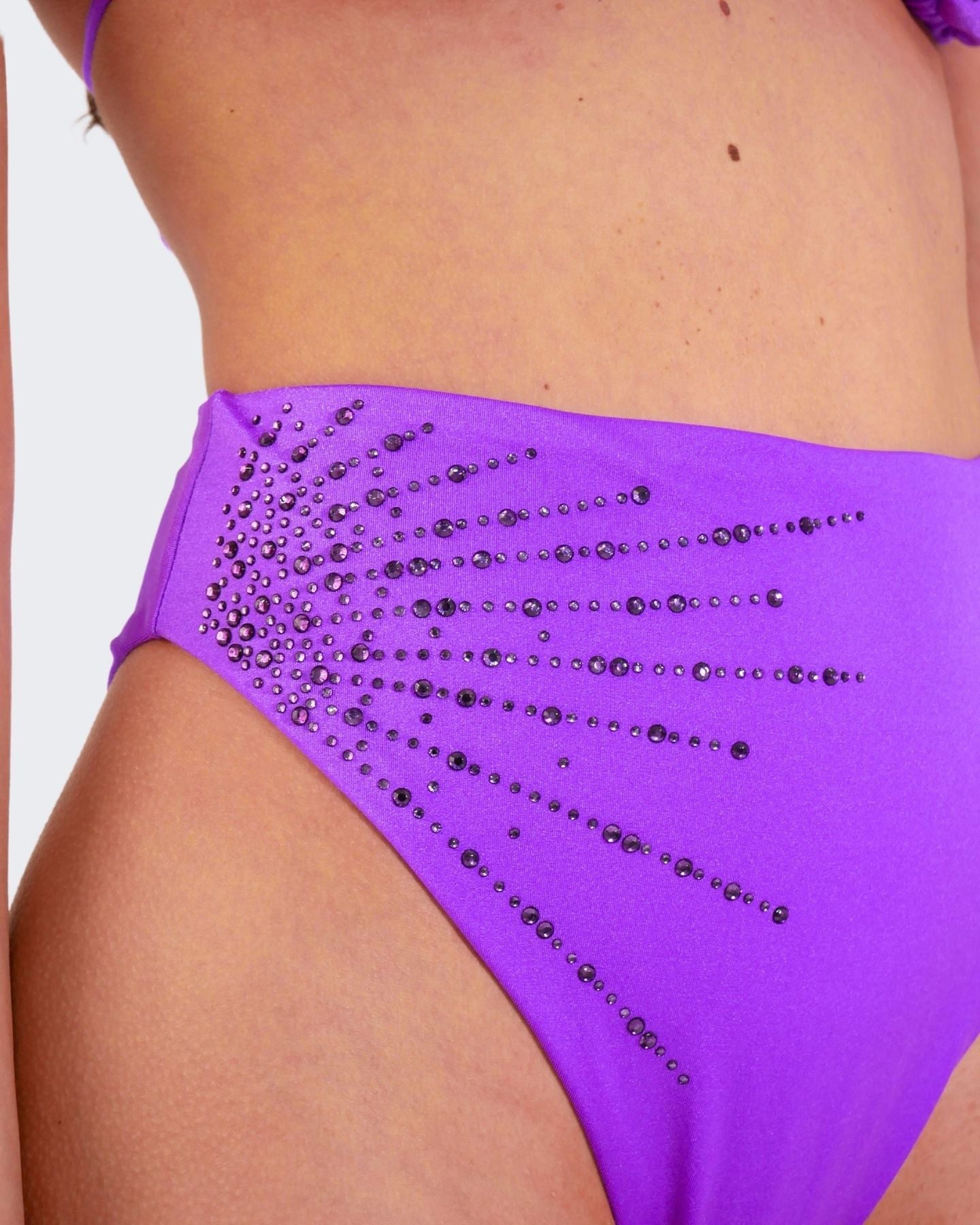 Fabrizia Costume LS01 0115 - SanShopLuxury - 2024, A triangolo, Abbigliamento, Beachwear, Costume, Donna, Fabrizia, Idoneo, L, M, Outlet, Primavera/Estate, S, SS24, Ultimo, Viola