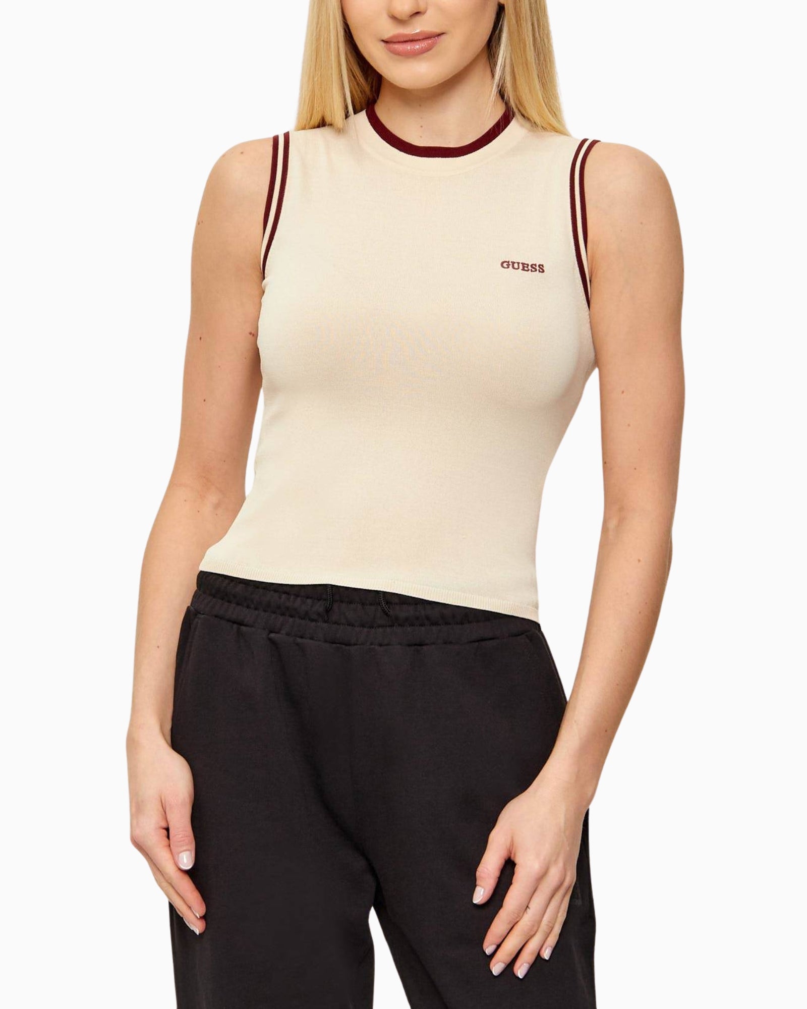 Guess T-Shirt V6GR02 Z0723 G1V1