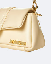 Jacquemus Borsa a Tracolla 233BA335/3073120 - SanShopLuxury - 2024, Autunno/Inverno, Beige, Borsa a Tracolla, Continuativo, Donna, FW24, Idoneo, Jacquemus, Outlet, Primavera/Estate, Ultimo, Unica, Valigeria