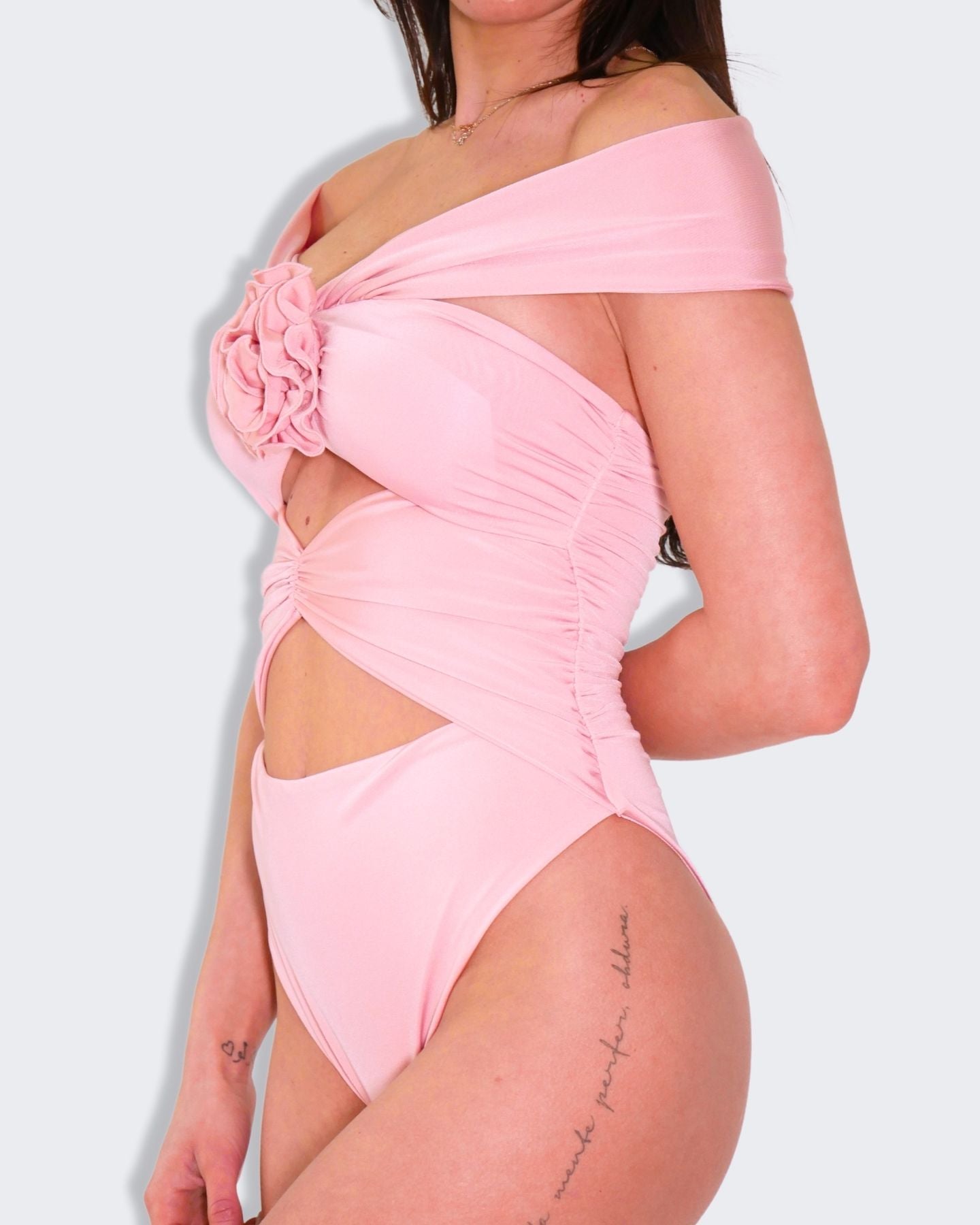 District Margherita Mazzei Costume 4LU51 - SanShopLuxury - 1°, 2024, 2°, 3°, 4°, 5°, Abbigliamento, Beachwear, Cipria, Costume, District Margherita Mazzei, Donna, Idoneo, Intero, Nero, Outlet, Primavera/Estate, Rosa, SS24