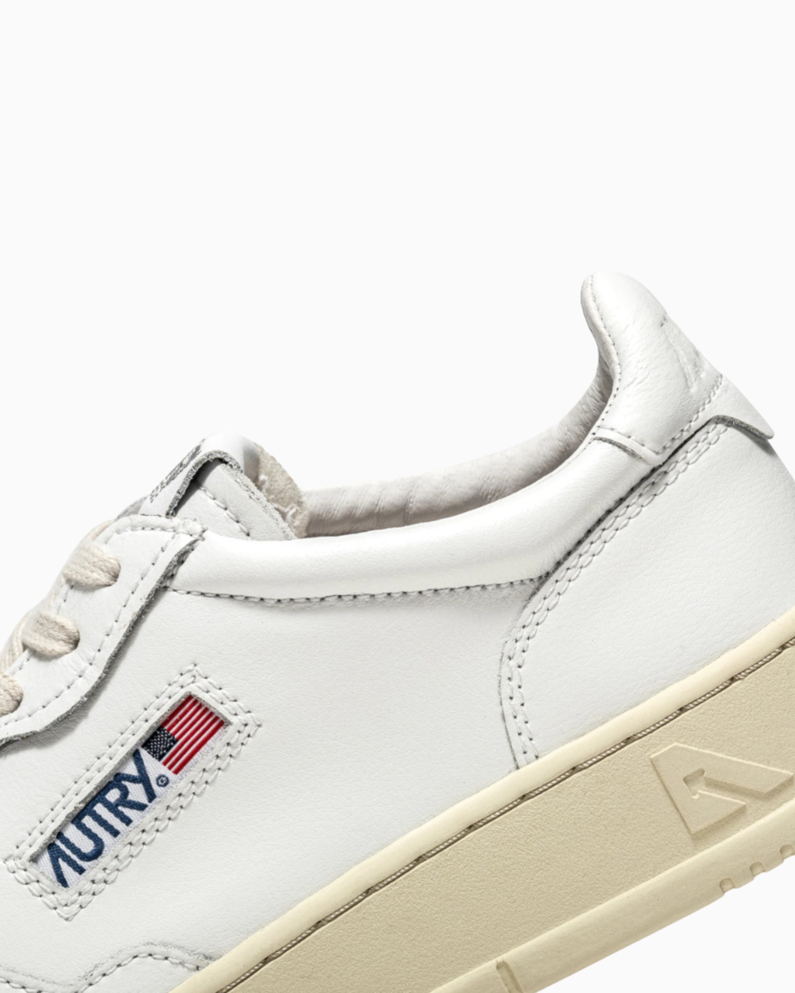 Autry Sneakers AULM/LL15