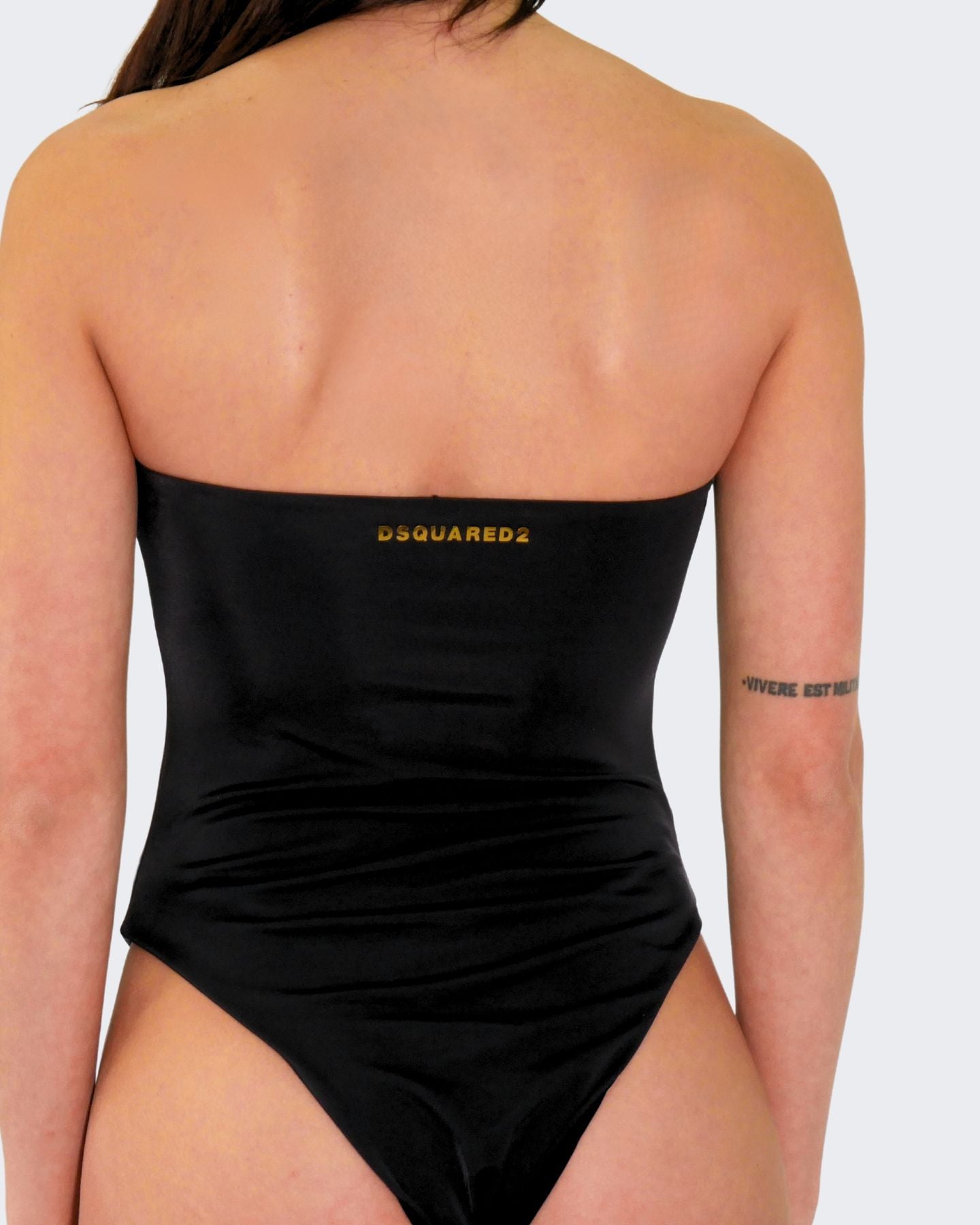 Dsquared2 Costume D6BK84920 - SanShopLuxury - 2024, 38, 40, 42, 44, 46, Abbigliamento, Avorio, Beachwear, Costume, Donna, Dsquared2, Idoneo, Intero, Nero, Outlet, Primavera/Estate, SS24