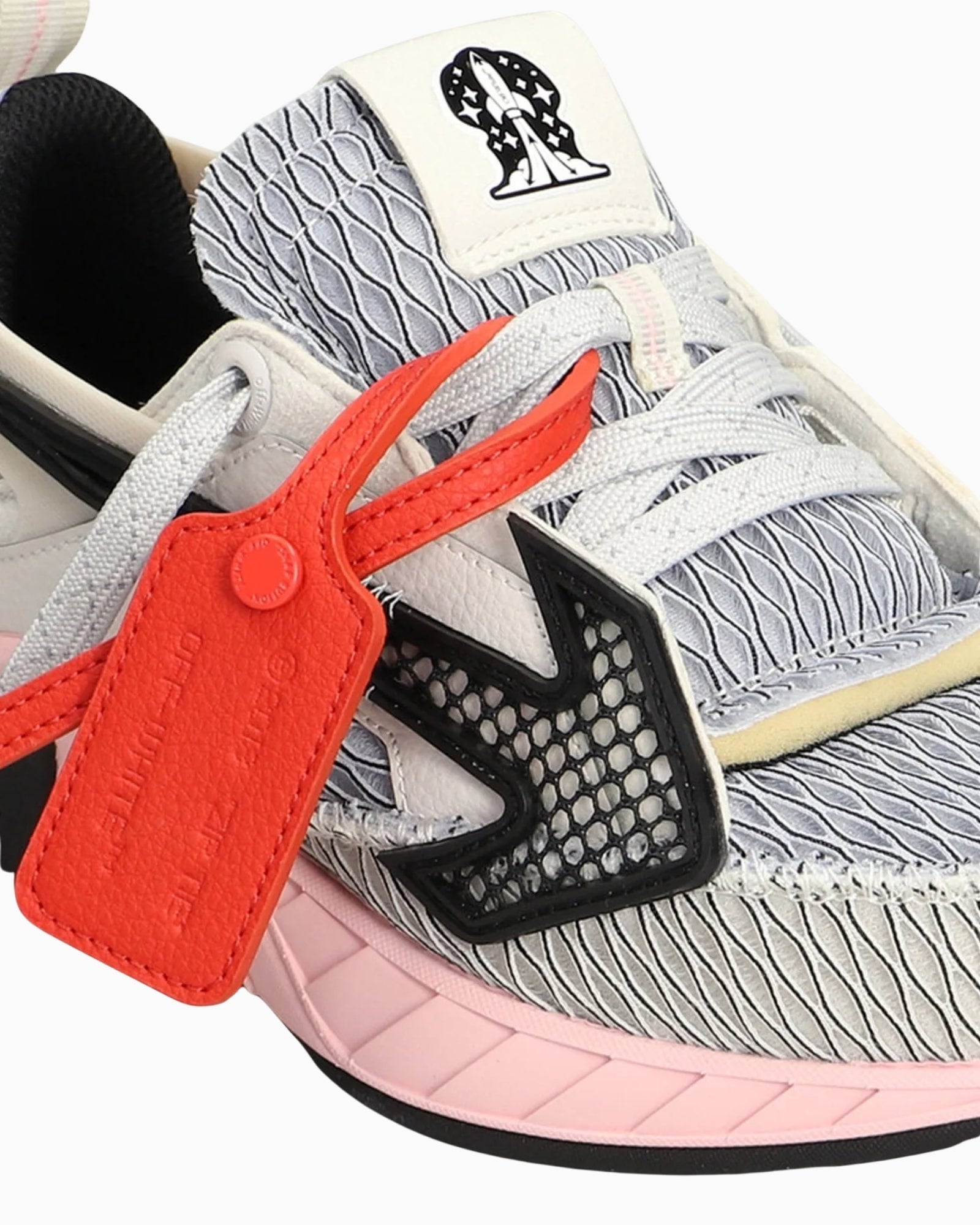 Off-White Sneakers OF05805272