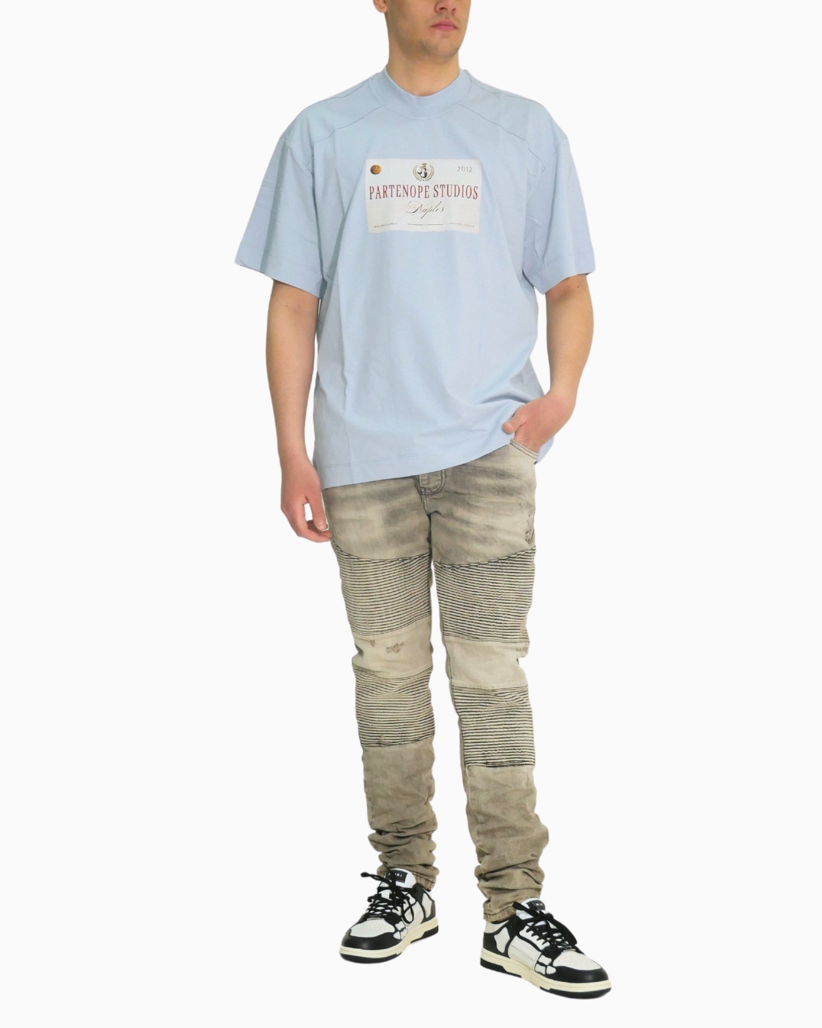 T-Shirt Donotconform TEE5012-A - SanShopLuxury - 2025, Abbigliamento, Azzurro, Donotconform, Idoneo, L, M, New, Primavera/Estate, S, SS25, T-Shirt, Ultimo, Uomo, XL