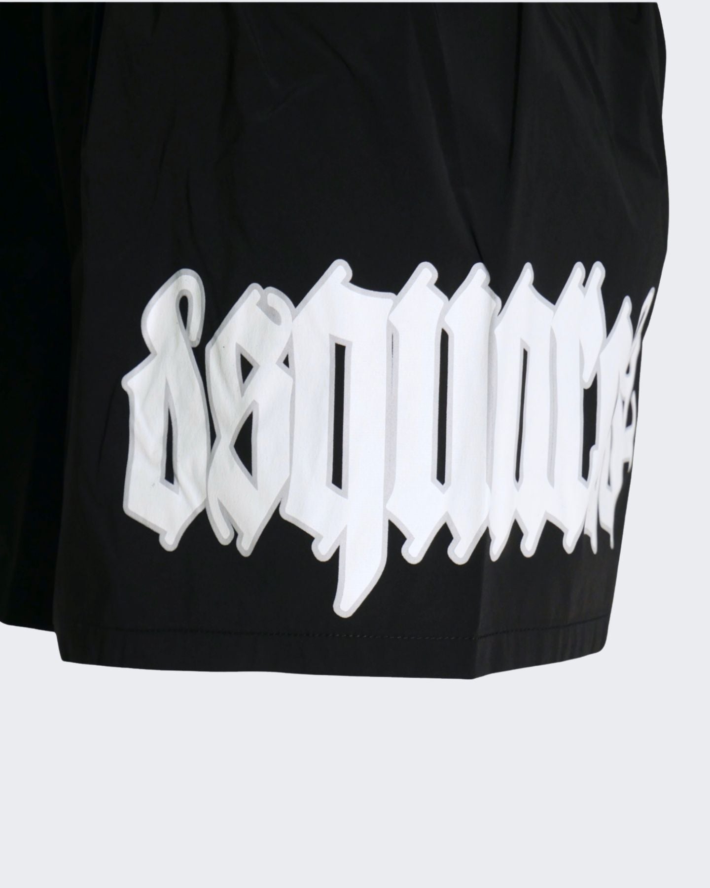 Dsquared2 Costume D7B8P5470 - SanShopLuxury - 2024, 44, 46, 48, 50, 52, 54, Abbigliamento, Beachwear, Bianco, Bianco-Nero, Costume, Dsquared2, Idoneo, Nero, Nero-Bianco, Outlet, Pantaloncino, Primavera/Estate, SS24, Uomo