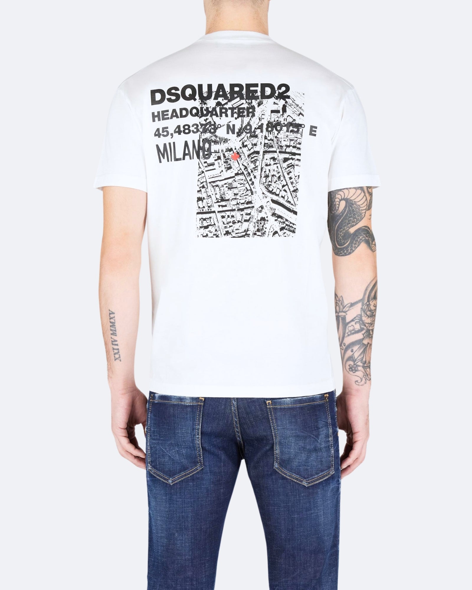 Dsquared2 T-Shirt S74GD1338/D20020100 - SanShopLuxury - 2025, Abbigliamento, Autunno/Inverno, Bianco, Continuativo, Dsquared2, Idoneo, jeans, L, M, New, Primavera/Estate, SS25, T-Shirt, Uomo, XL, XXL, XXXL