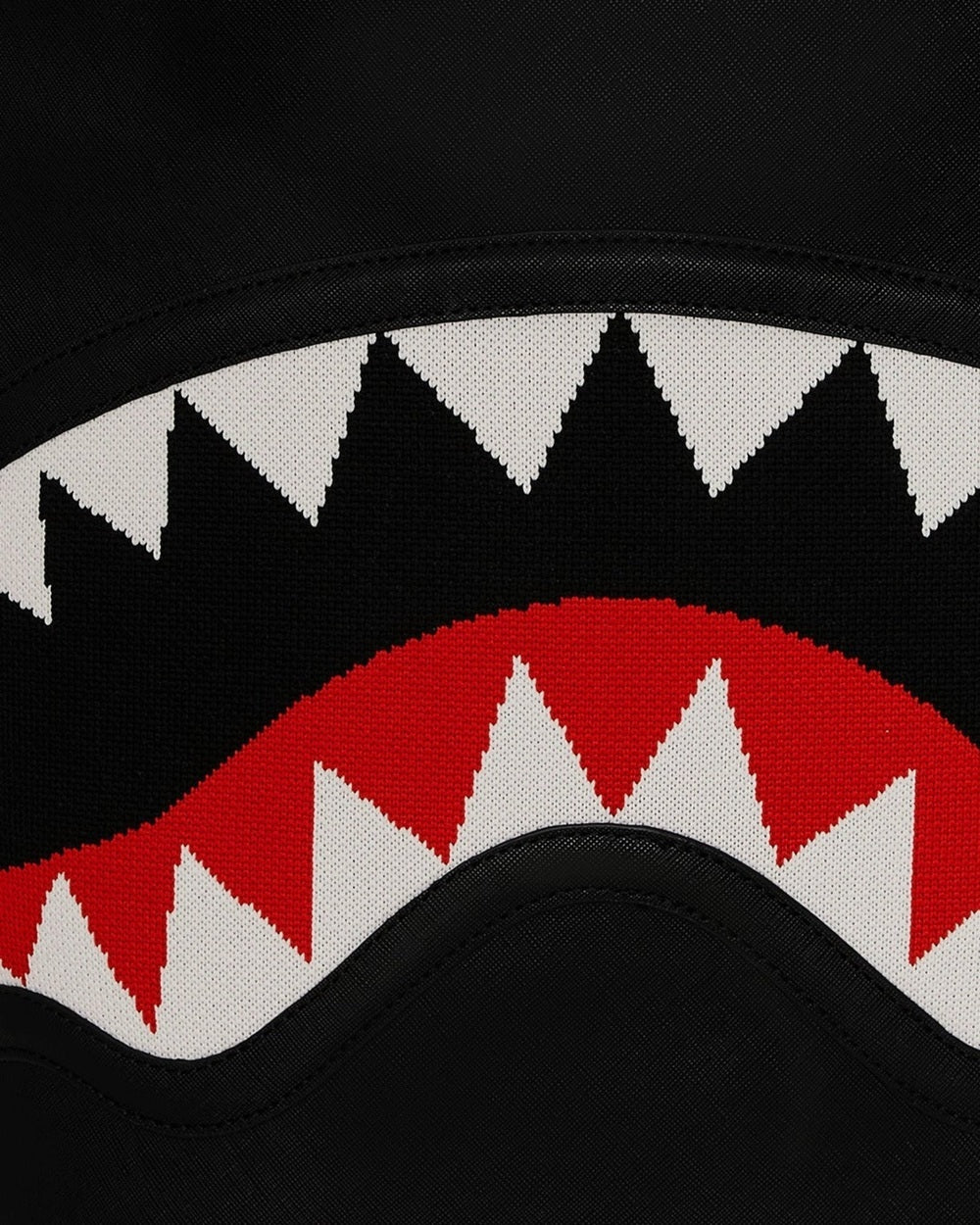 Sprayground Zaino 910B7754NSZ - SanShopLuxury - 2025, Accessori, Autunno/Inverno, Continuativo, Donna, FW25, Nero, New, Primavera/Estate, Sprayground, Stellato, Unica, UNISEX, Uomo, Valigeria, Zaino