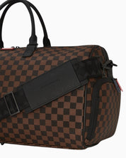 Sprayground Borsa Valigia 910D7490NSZ - SanShopLuxury - 2025, Accessori, Autunno/Inverno, Borsa Valigia, Continuativo, Donna, Idoneo, Marrone, New, Primavera/Estate, Sprayground, SS25, Ultimo, Unica, UNISEX, Uomo, Valigeria