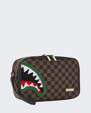 Sprayground Borsa a Mano 910B6032/NSZ - SanShopLuxury - 2024, Autunno/Inverno, Beauty, Borsa a Mano, Carry Over, Continuativo, Donna, Marrone, New, Primavera/Estate, Sprayground, Stellato, Unica, UNISEX, Uomo, Valigeria