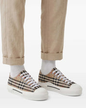 Burberry Sneakers 8049745 A7028