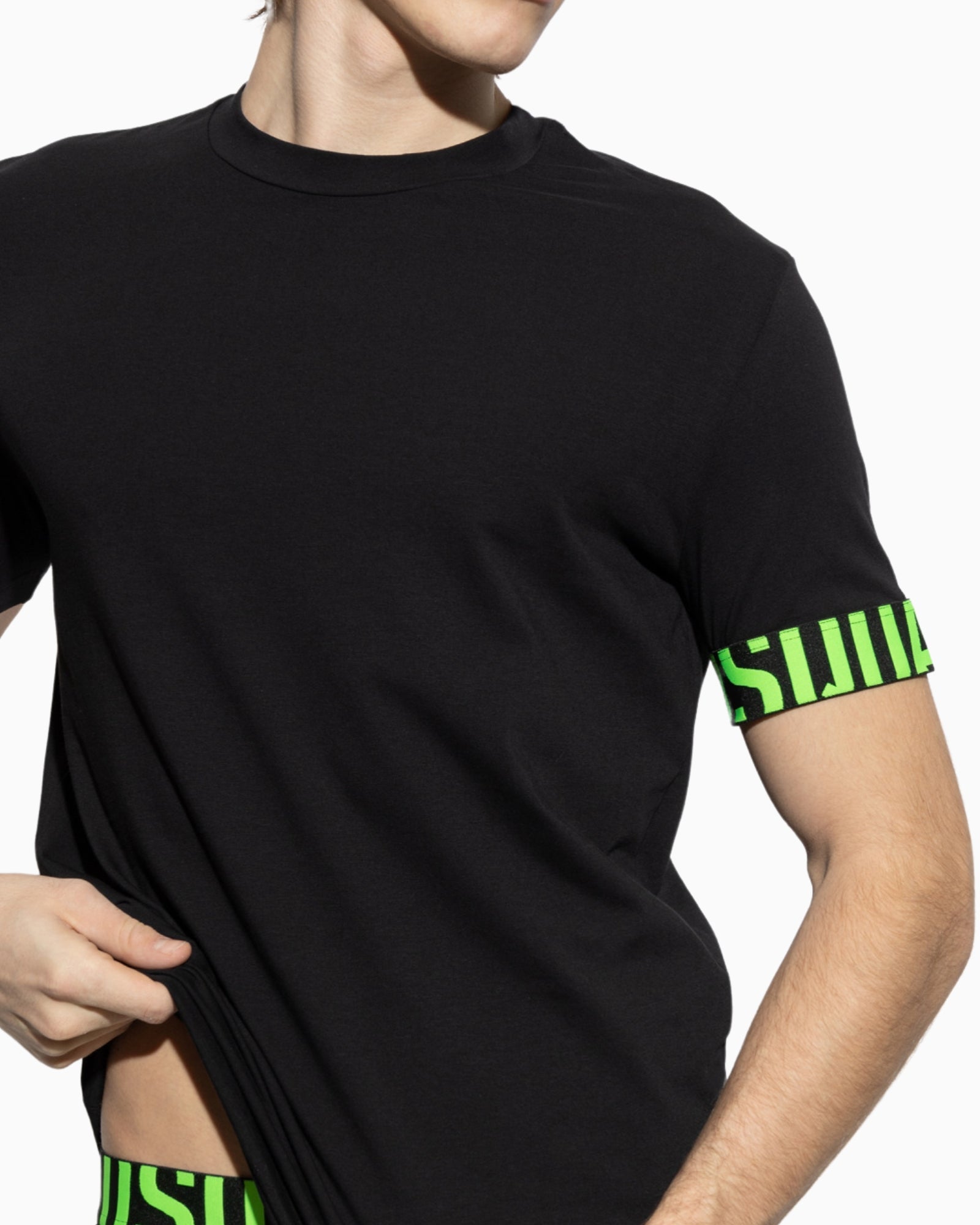 Dsquared2 T-Shirt D9M3S5770-004 - SanShopLuxury - 2025, Abbigliamento, Beachwear, Dsquared2, Idoneo, L, M, Nero, New, Primavera/Estate, SS25, T-Shirt, Uomo, XL, XXL