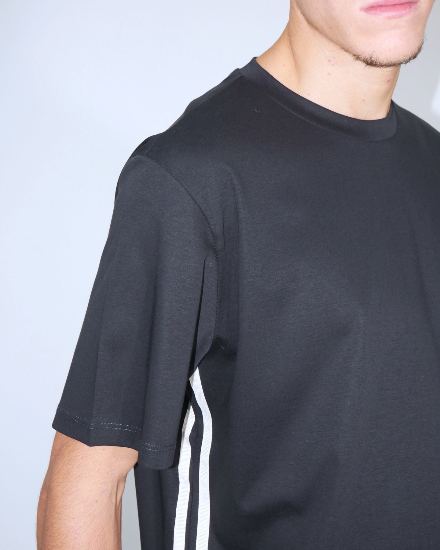 Chiodi Milano T-Shirt 0297-B - SanShopLuxury - 2024, Abbigliamento, Autunno/Inverno, Blu, Chiodi Milano, Continuativo, FW24, Idoneo, L, M, Outlet, Primavera/Estate, S, T-Shirt, Uomo, XL, XXL, XXXL