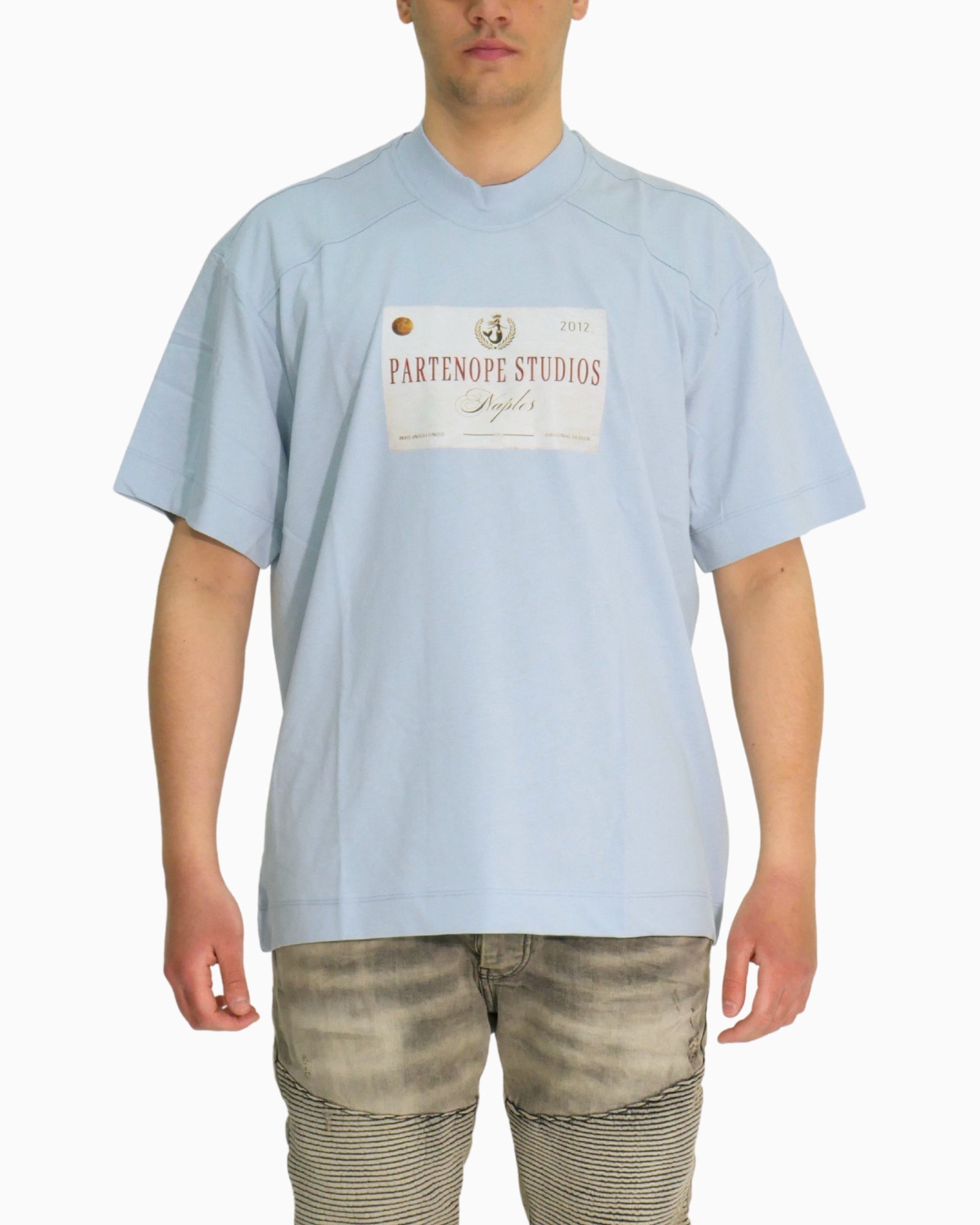 T-Shirt Donotconform TEE5012-A - SanShopLuxury - 2025, Abbigliamento, Azzurro, Donotconform, Idoneo, L, M, New, Primavera/Estate, S, SS25, T-Shirt, Ultimo, Uomo, XL