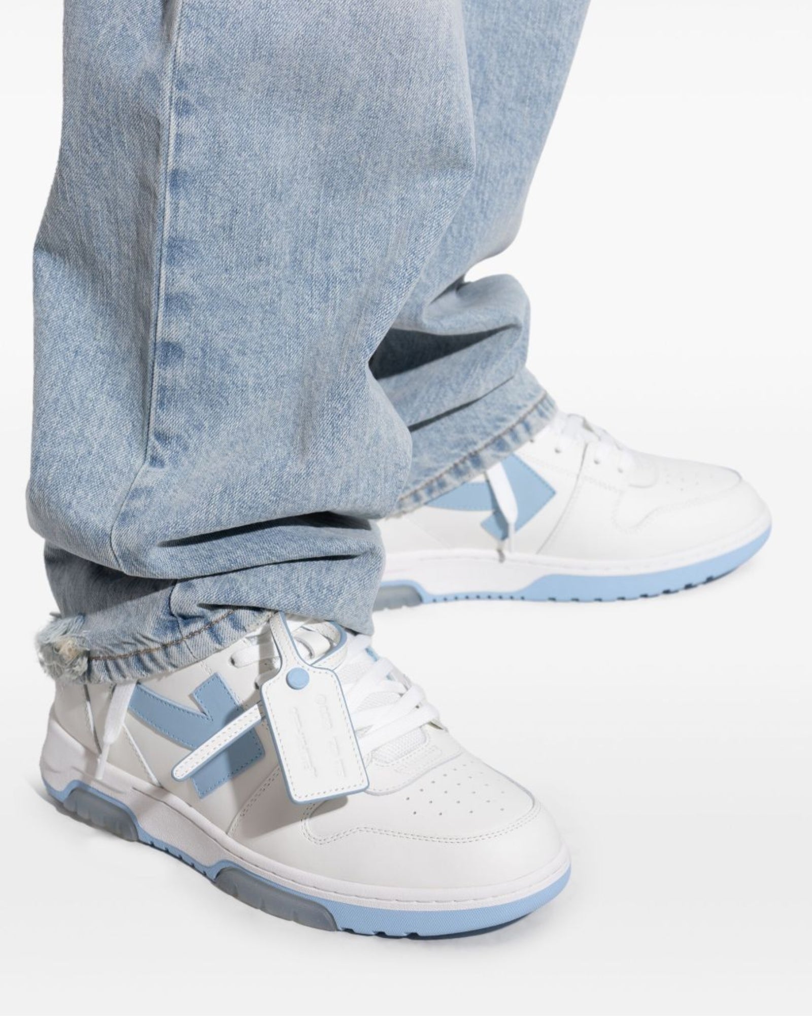 Off-White Sneakers OMIA189C99LEA0190140