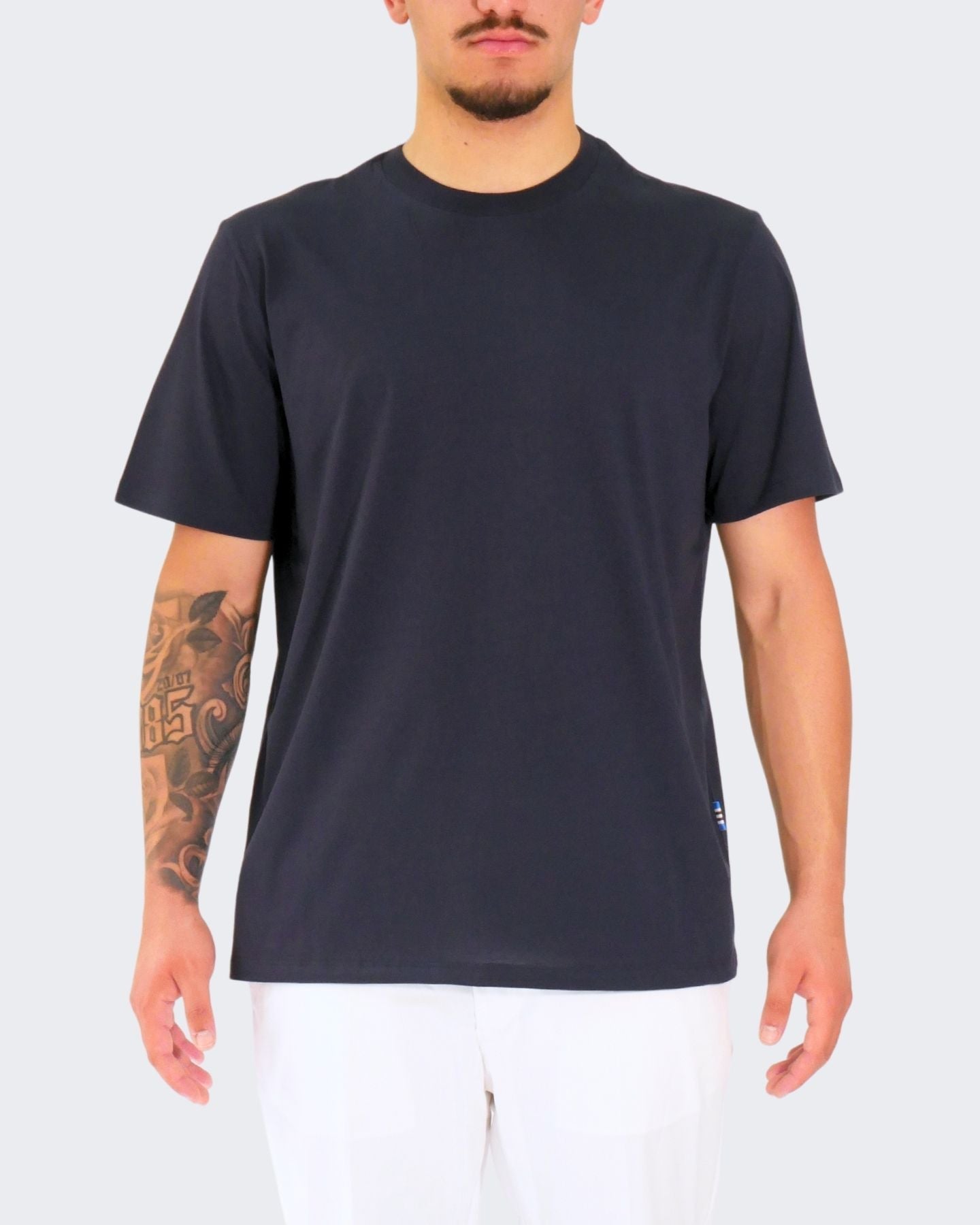 Chiodi Milano T-Shirt SS24-0089 - SanShopLuxury - 2024, Abbigliamento, Bianco, Blu, Chiodi Milano, Idoneo, L, M, Menta, Nero, Non definito, Outlet, Primavera/Estate, Rosa, S, SS24, T-Shirt, Uomo, Verde, Verde Ottanio, XL, XXL, XXXL, XXXXL