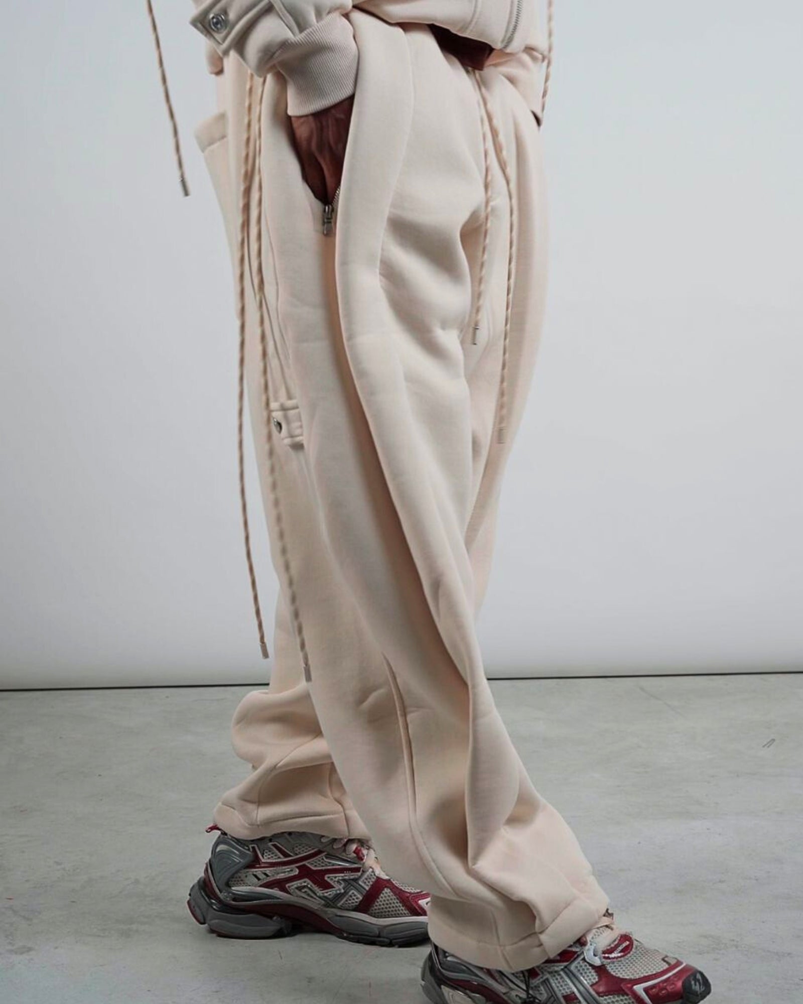 Donotconform Tuta Completa SWEAT-PANT4530-BU - SanShopLuxury - 2024, Abbigliamento, Autunno/Inverno, Beige, Burro, Donotconform, FW24, Idoneo, L, M, Outlet, S, Tuta Completa, Uomo, XL, XXL