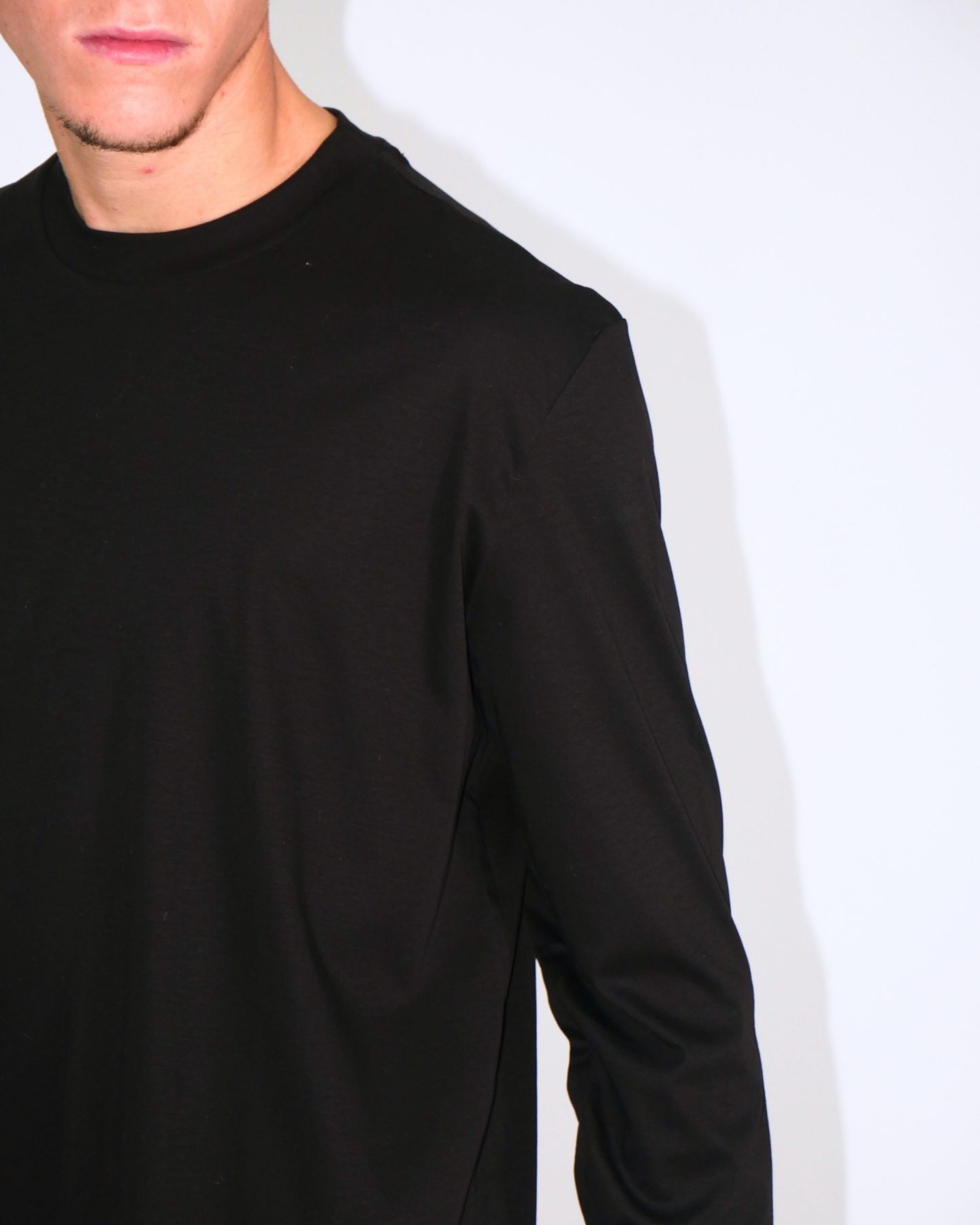 Chiodi Milano T-Shirt 0333 - SanShopLuxury - 2024, Abbigliamento, Autunno/Inverno, Chiodi Milano, FW24, Idoneo, L, M, Manica lunga, Nero, Outlet, S, T-Shirt, Uomo, XL, XXL, XXXL