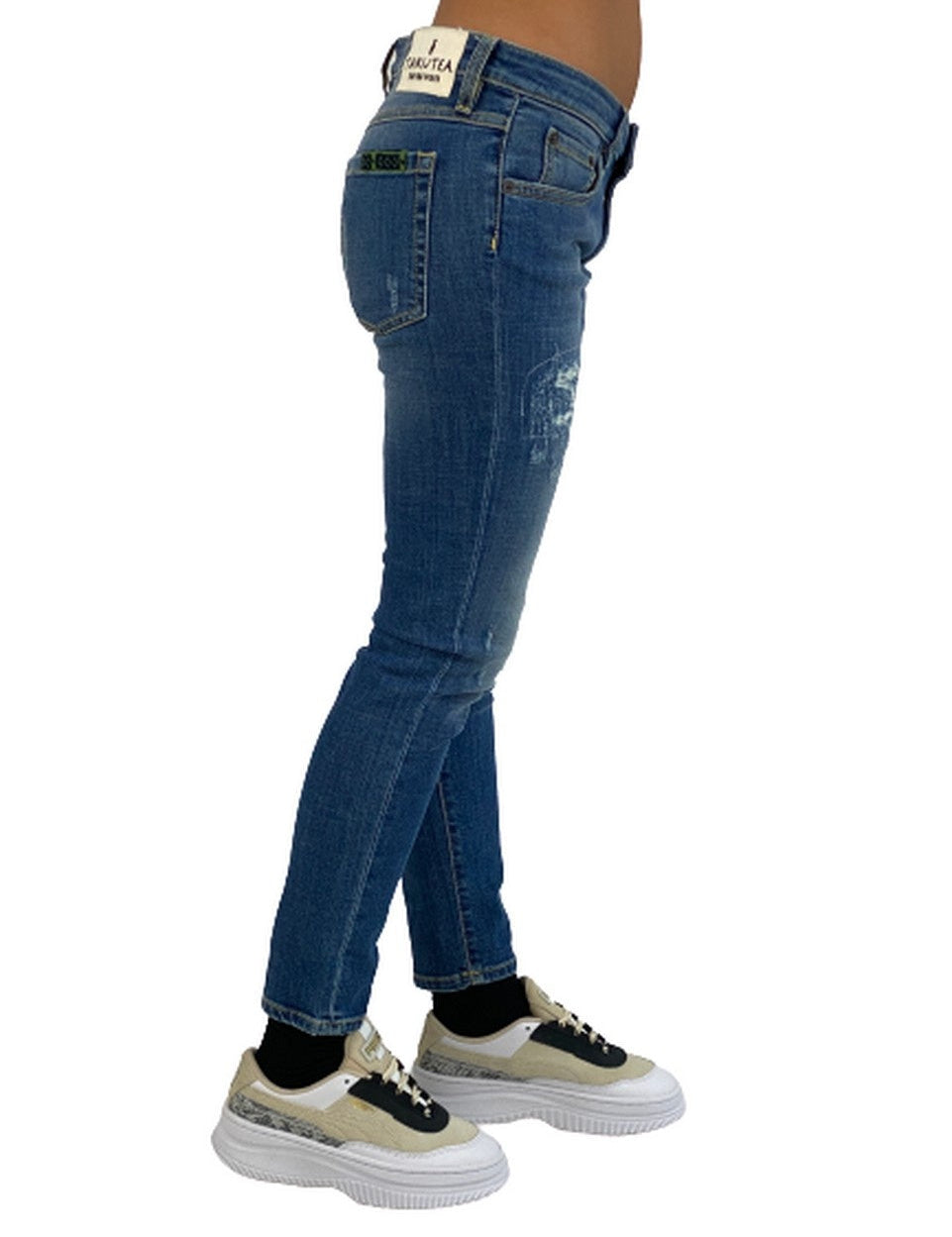 Estate, SS18, Takutea